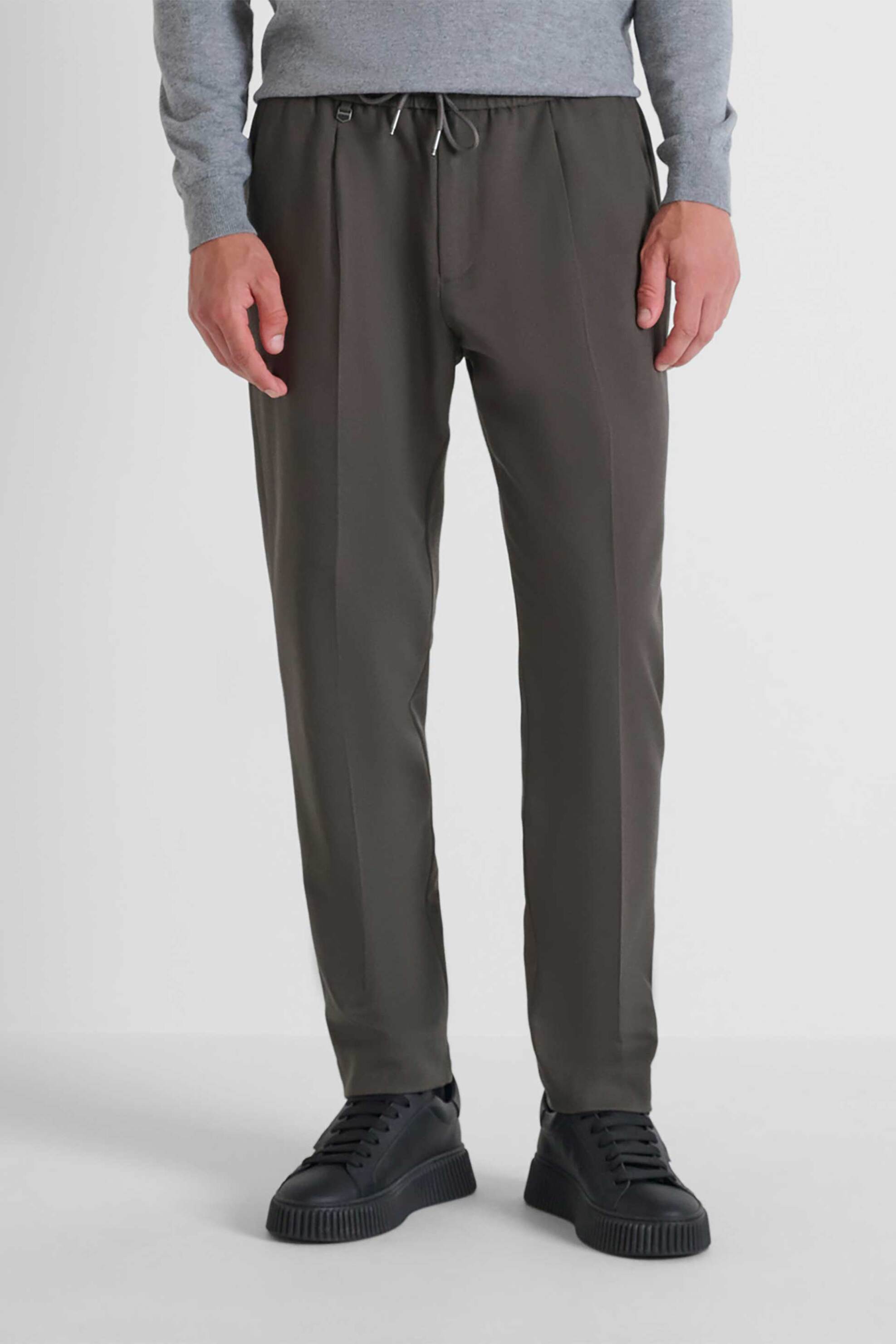 Antony Morato ανδρικό παντελόνι μονόχρωμο με ελαστική μέση "Neil" Regular Fit - TR00748FA600260 Χακί