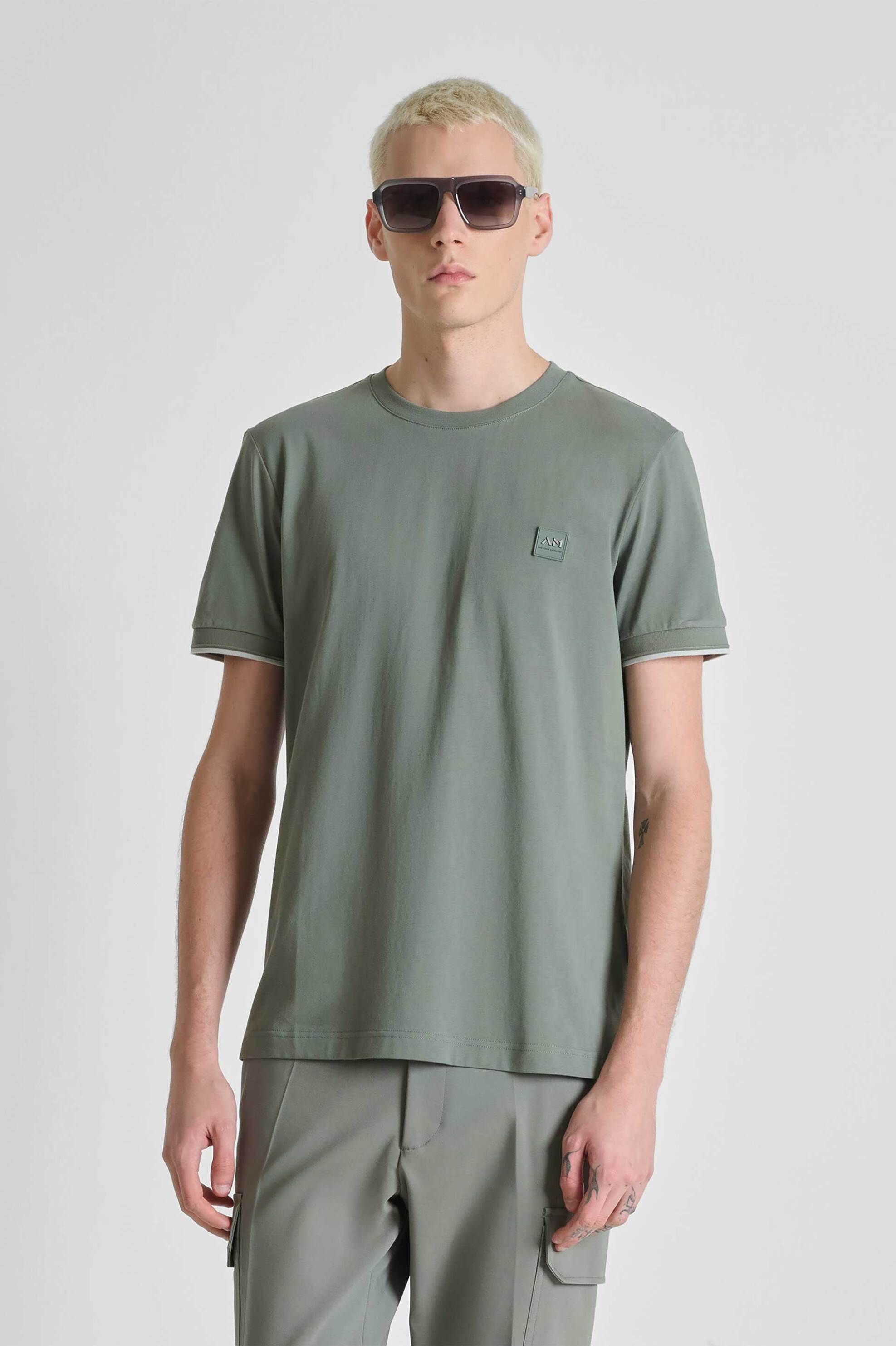 Antony Morato ανδρικό T-shirt με logo patch Regular Fit - KS02641FA100240 Λαδί