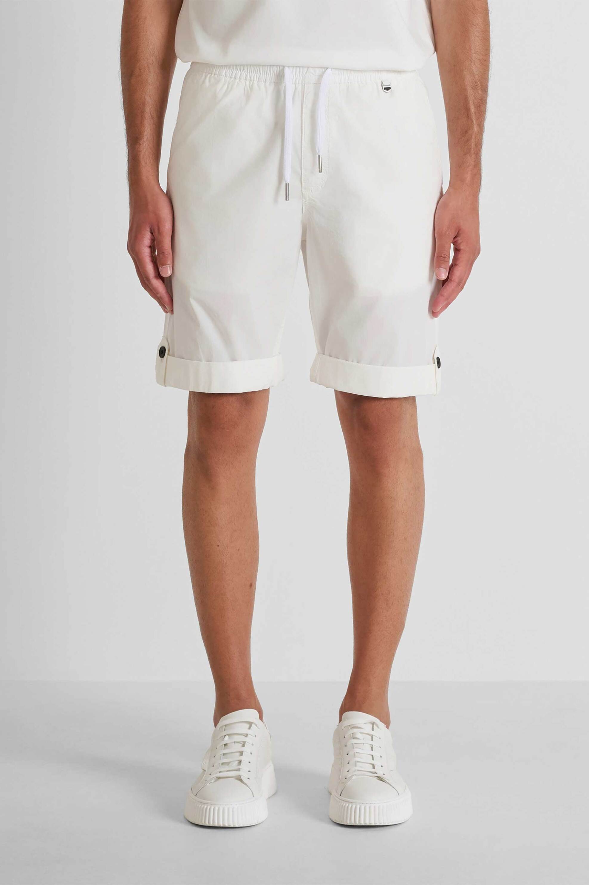 Antony Morato ανδρική βερμούδα με ελαστική μέση Regular Fit "Nolan" - SH00229FA900138 Υπόλευκο