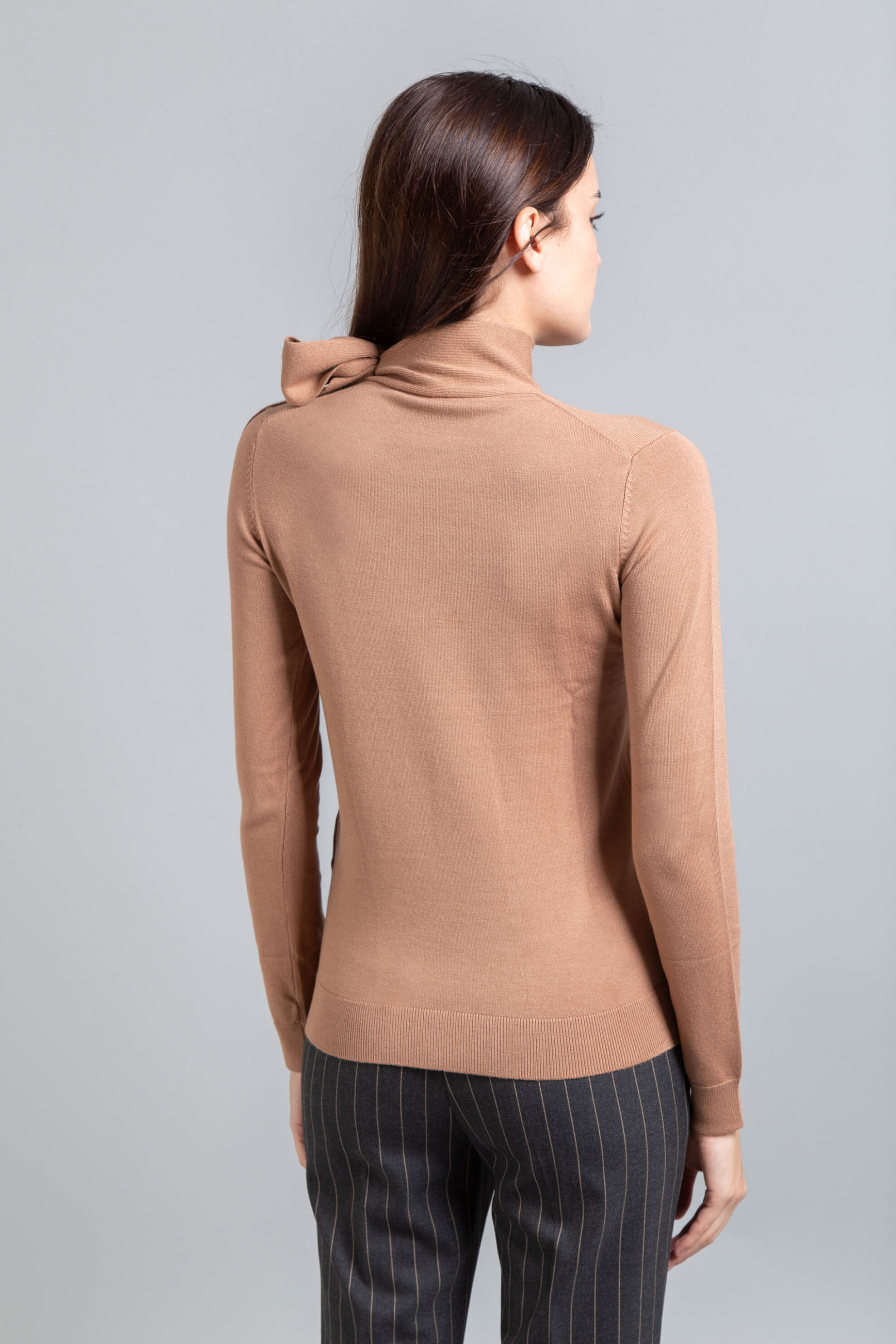 Emme by Marella γυναικεία πλεκτή μπλούζα με δέσιμο "Osaka" - 2525366061200 Καμηλό φωτογραφία