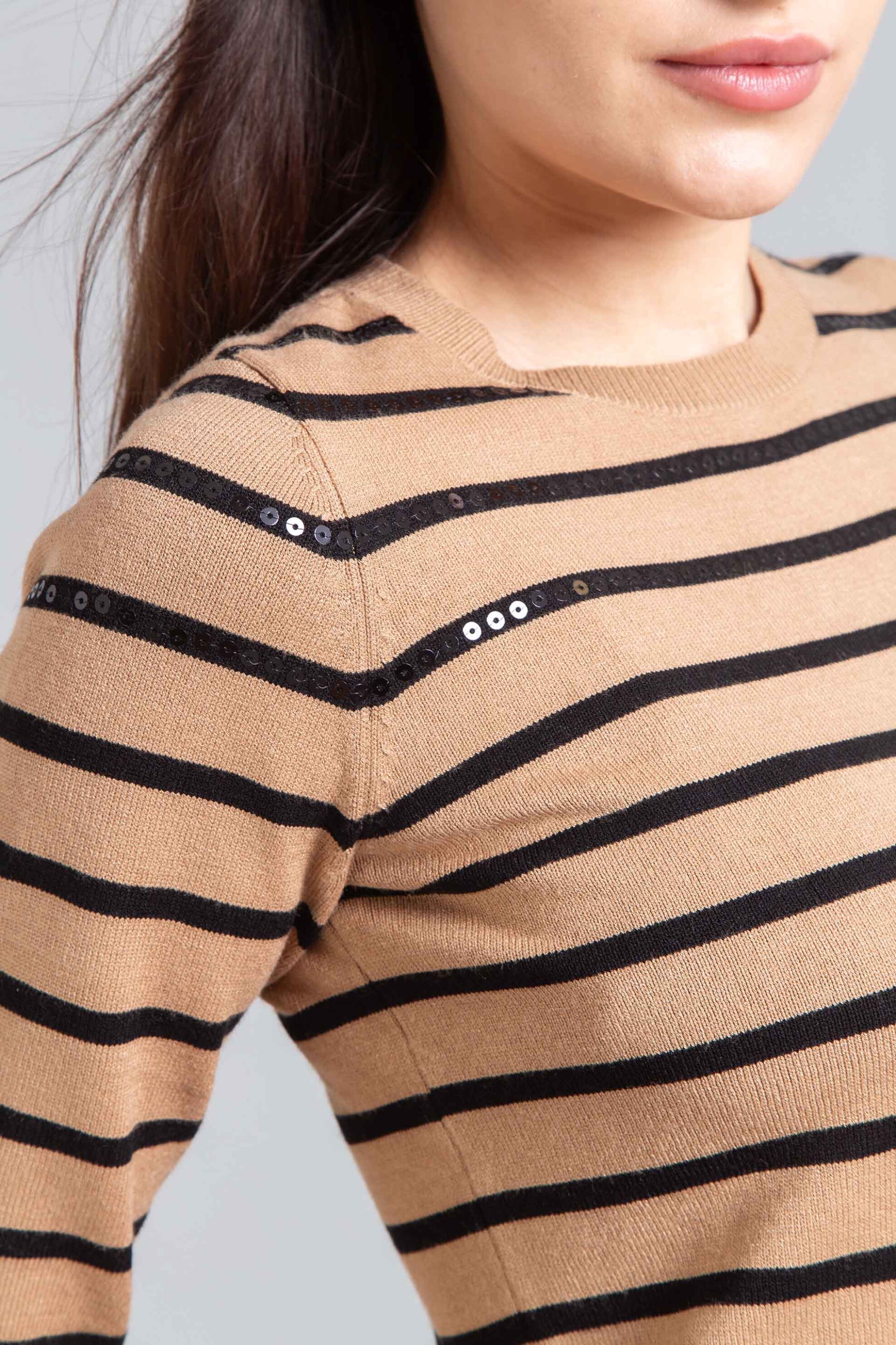 Emme by Marella γυναικεία πλεκτή ριγέ μπλούζα με παγιέτες "Alain" - 2525366232200 Καμηλό φωτογραφία