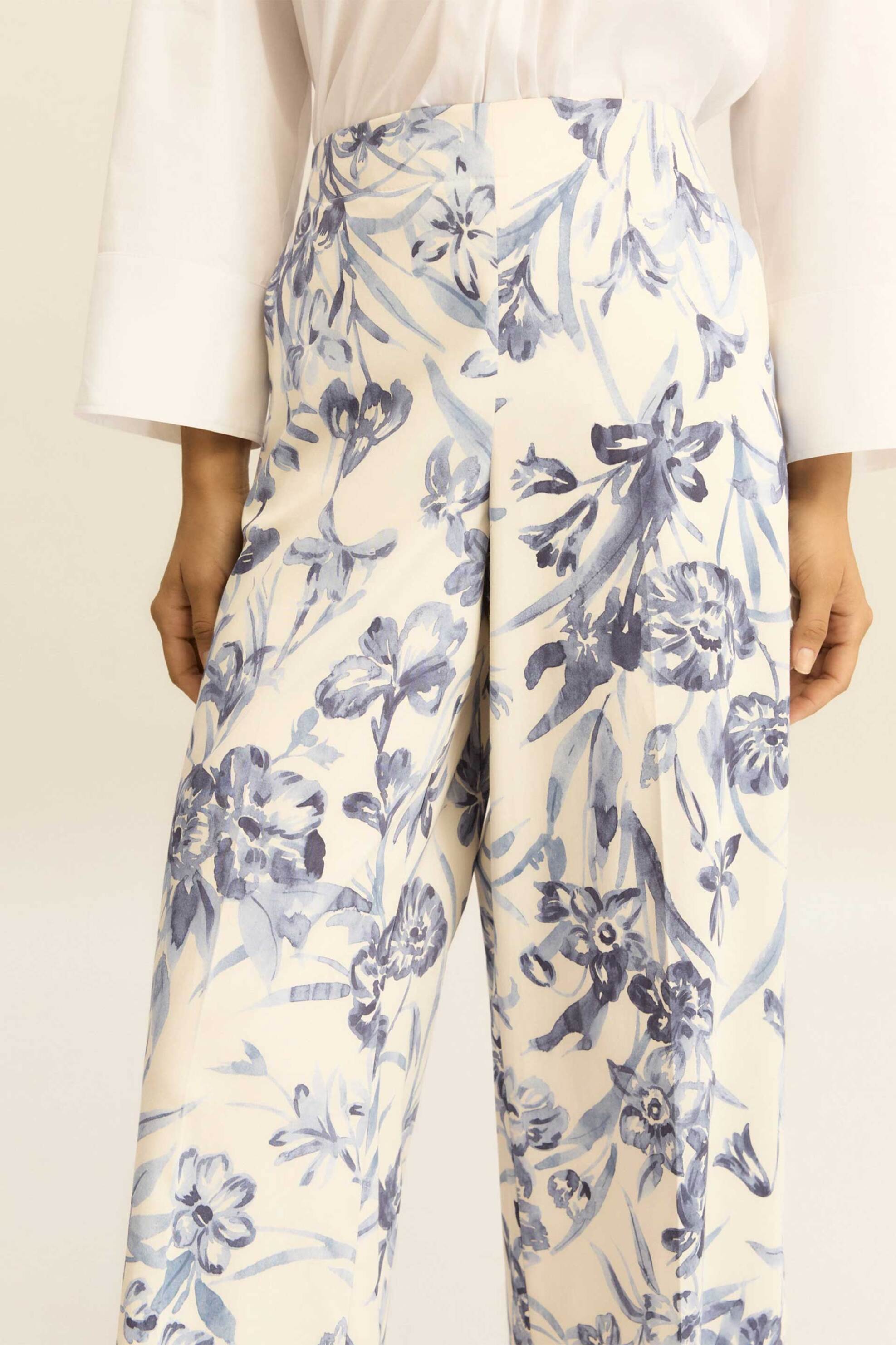 Emme by Marella γυναικείο παντελόνι με floral print "Emmtapioca" - 2615131191 Μπλε Ανοιχτό φωτογραφία