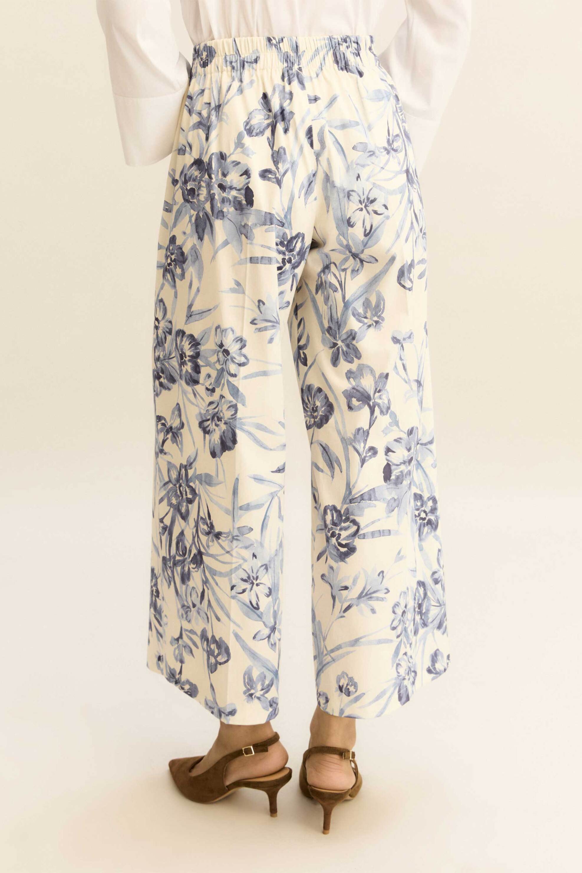 Emme by Marella γυναικείο παντελόνι με floral print "Emmtapioca" - 2615131191 Μπλε Ανοιχτό φωτογραφία