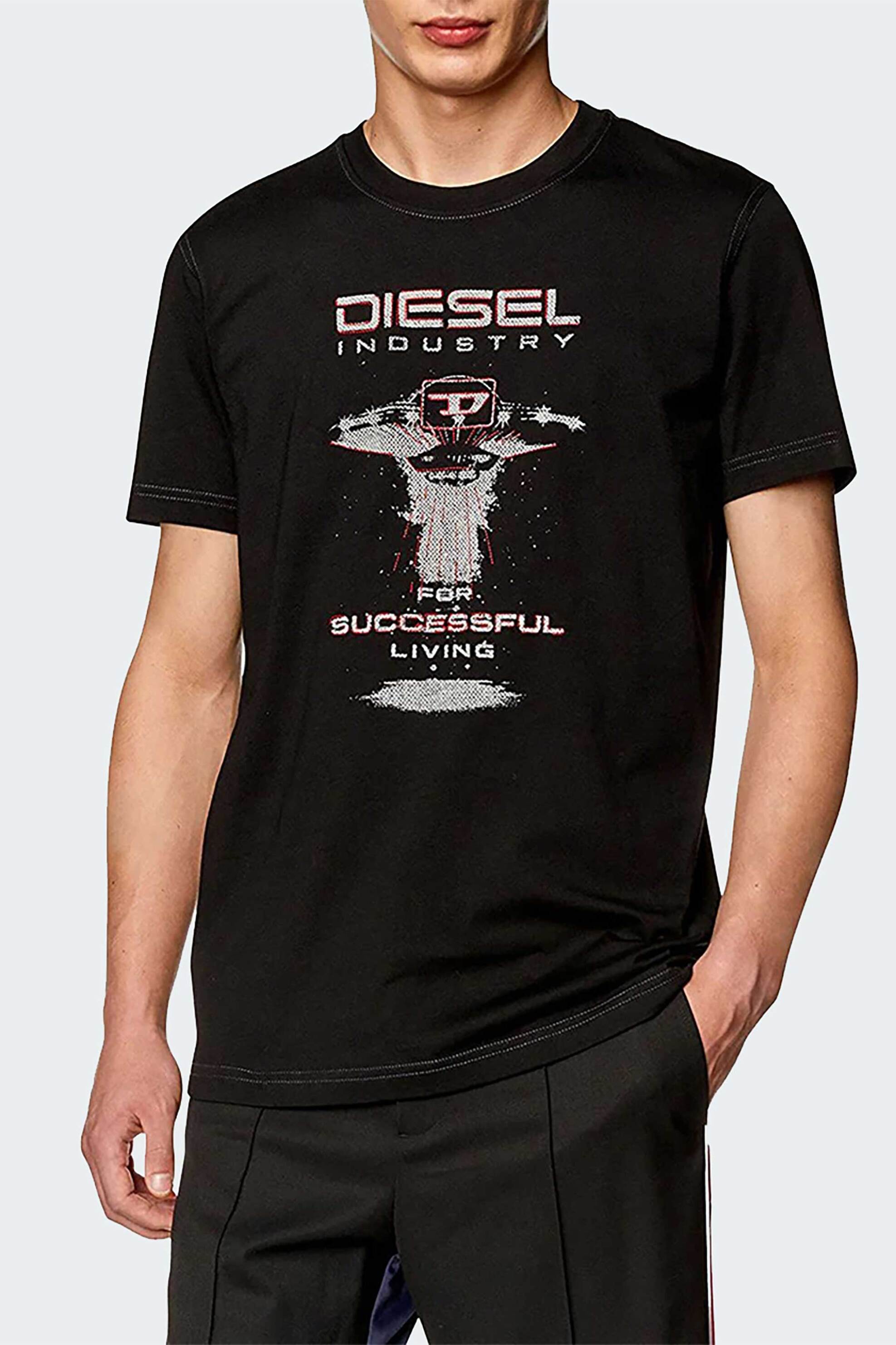 Ανδρική Μόδα > Ανδρικά Ρούχα > Ανδρικές Μπλούζες > Ανδρικά T-Shirts Diesel ανδρικό T-shirt με graphic print Regular Fit - S24A124970GRAI Μαύρο