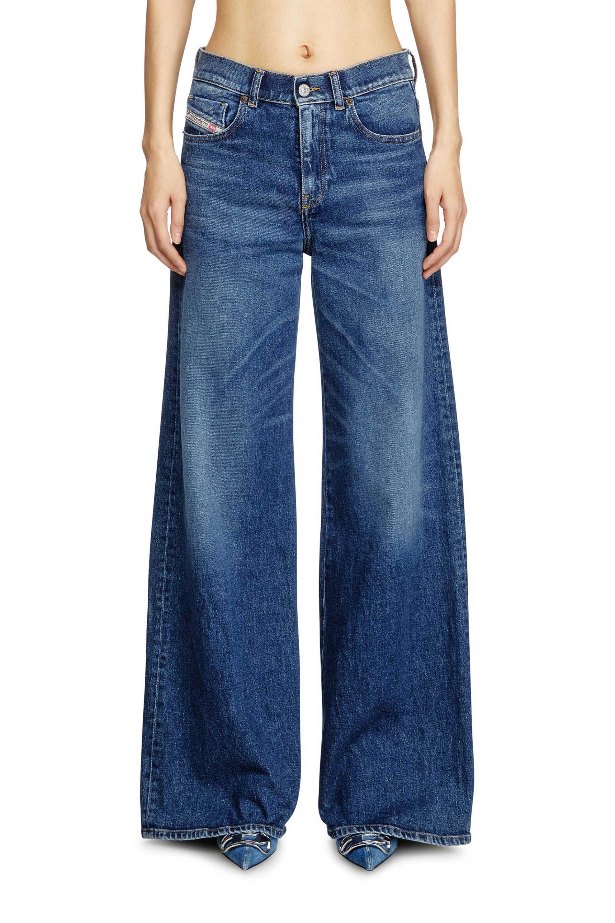 Diesel γυναικείο τζιν παντελόνι πεντάτσεπο Relaxed Wide Fit "1978 D-Akemi" (W28-31) - S25A0362409L21 Denim Blue φωτογραφία