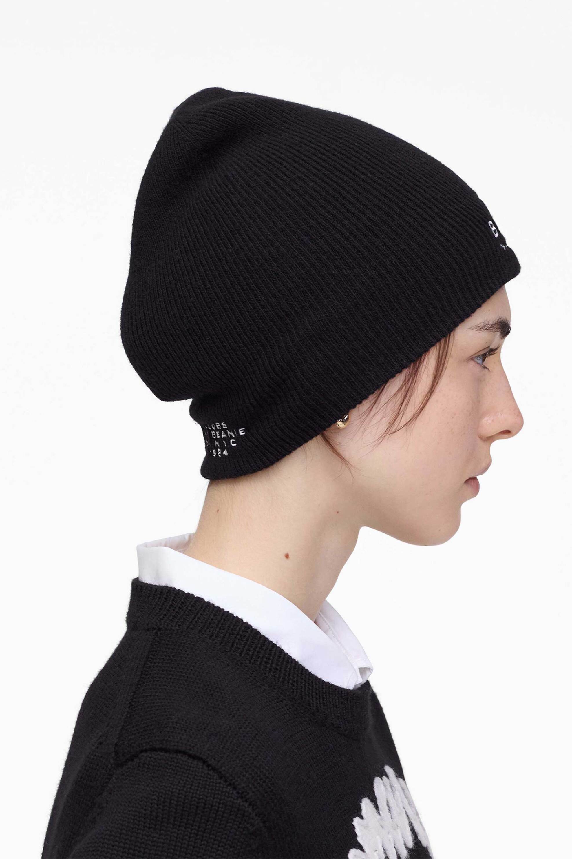 Marc Jacobs γυναικείος σκούφος "The Beanie" - 2F5RRA001K16 Μαύρο φωτογραφία