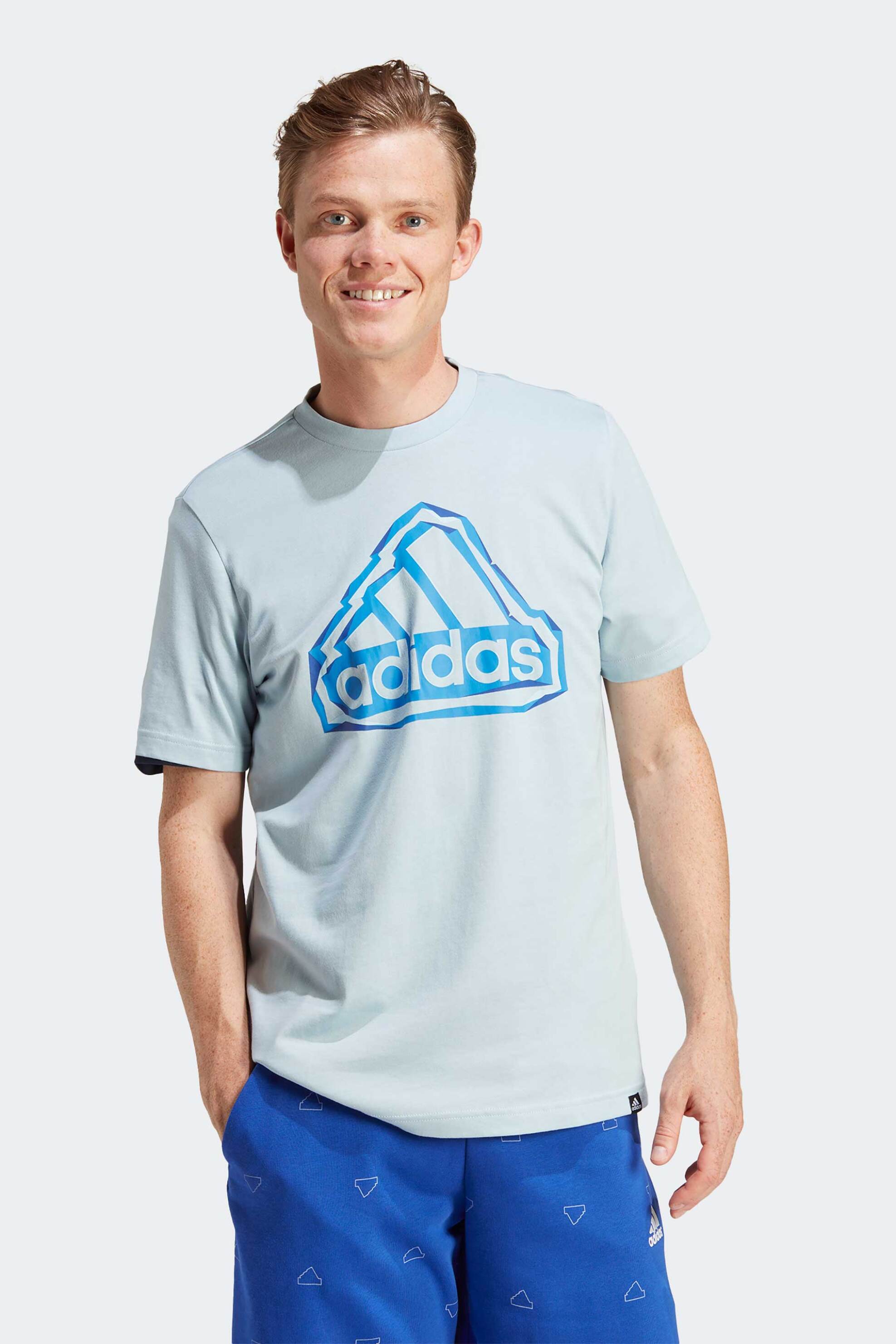 Άνδρας > ΑΘΛΗΤΙΚΑ > Αθλητικά Ρούχα > Αθλητικές Μπλούζες > Αθλητικά T-Shirts Adidas ανδρικό T-shirt με print από καουτσούκ Standard Fit - IM8312 Σιελ
