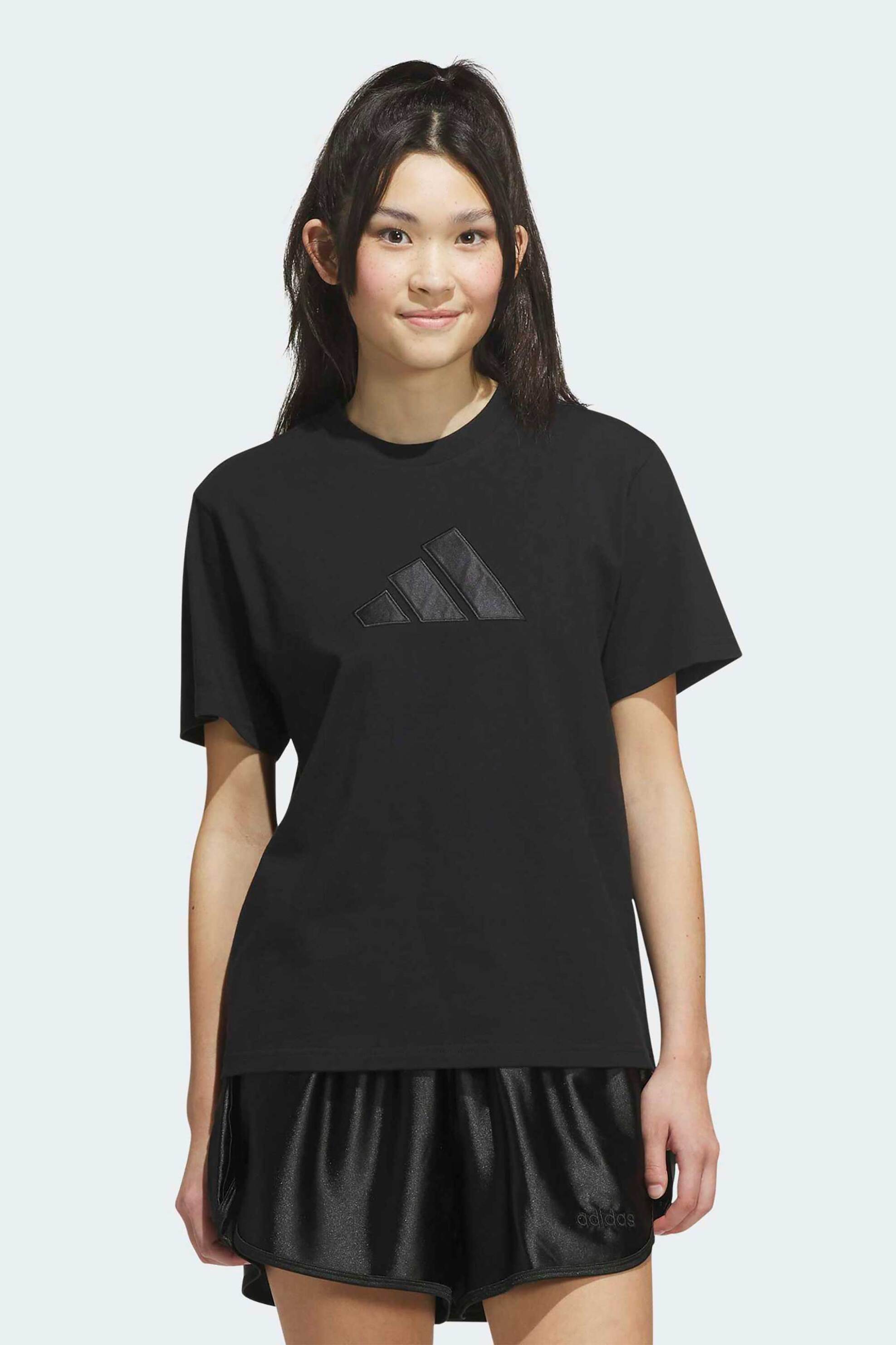Adidas γυναικείο T-shirt Regular Fit 