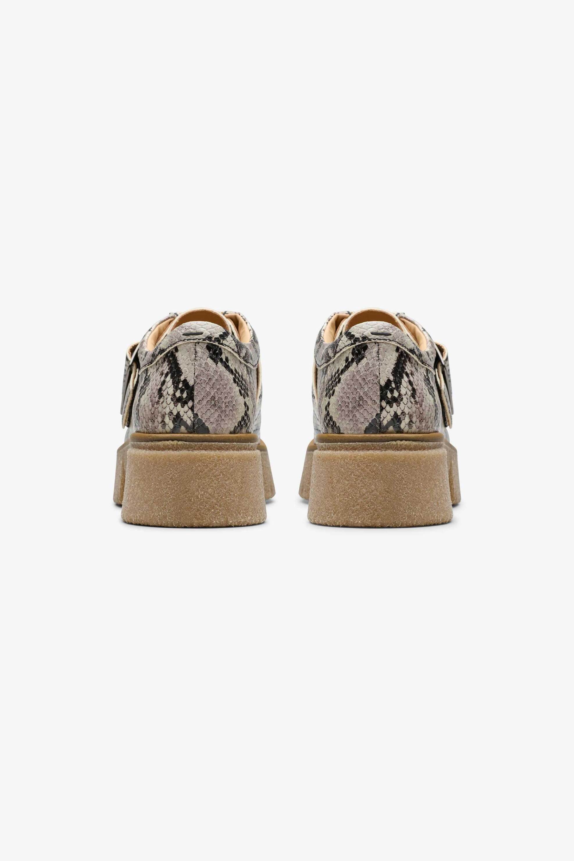 Clarks γυναικεία μοκασίνια με snake print - 26178680 Γκρι φωτογραφία