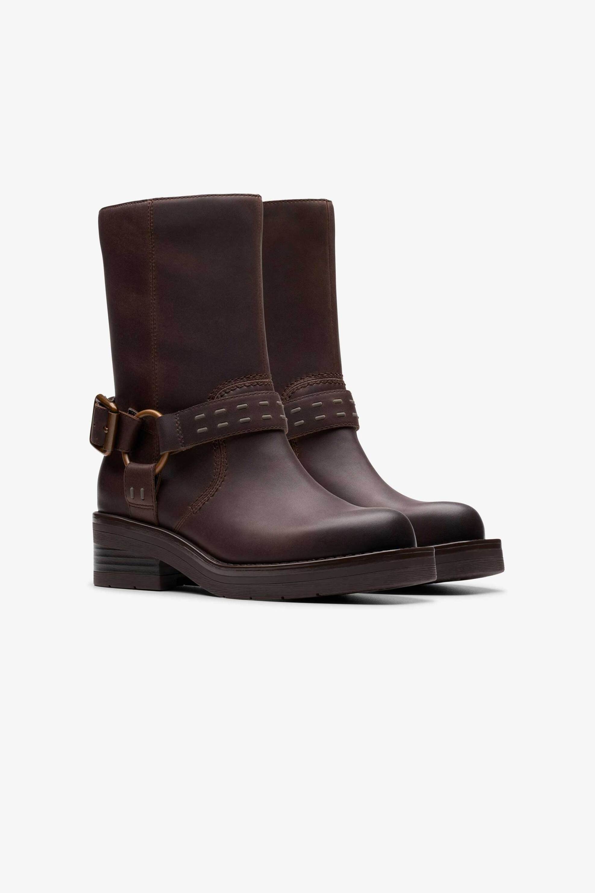 CLARKS Clarks γυναικείες δερμάτινες μπότες με μεταλλικές αγκράφες "Rebelle Up" - 26178898 Καφέ - 3