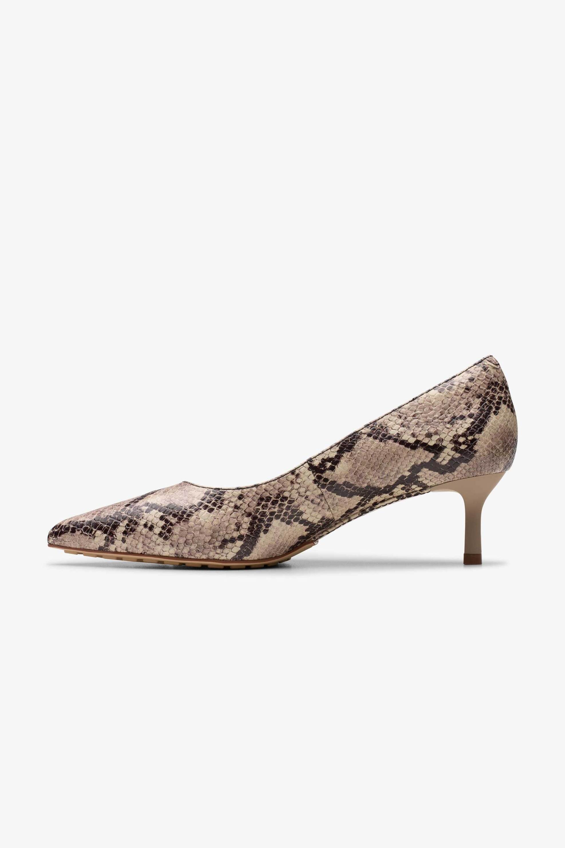 Clarks γυναικείες δερμάτινες γόβες ''Adela Court Snake'' - 26179298 Γκρι