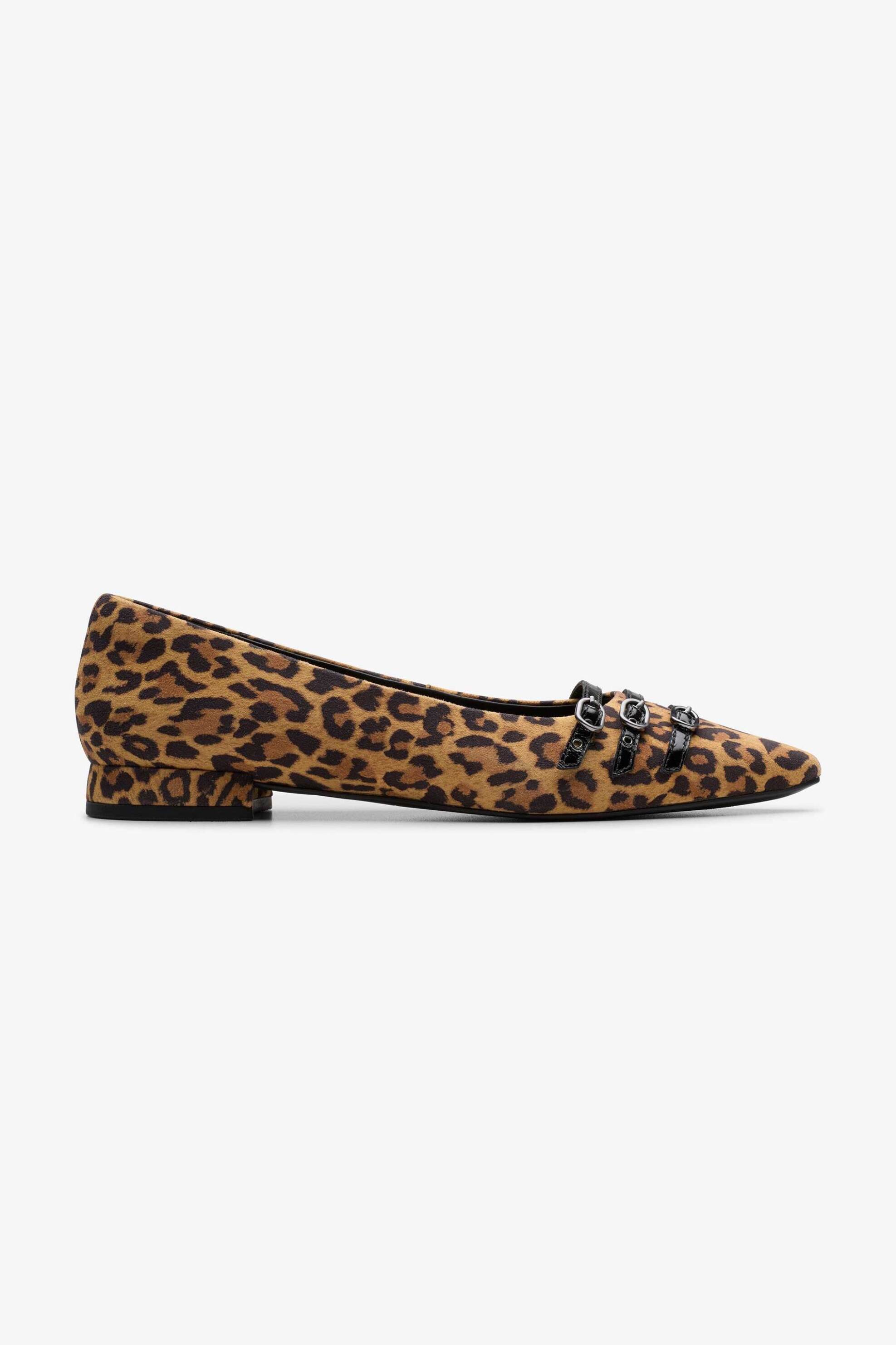 CLARKS Clarks γυναικεία loafers suede με animal print "'Sensa15 Strap'' - 26183127 Καφέ