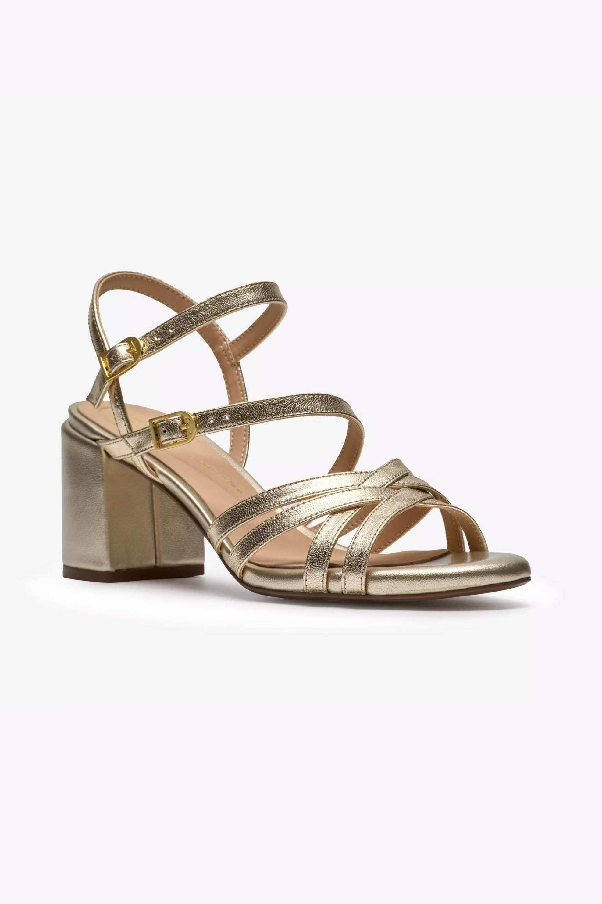Clarks γυναικεία δερμάτινα πέδιλα με χοντρό τακούνι 