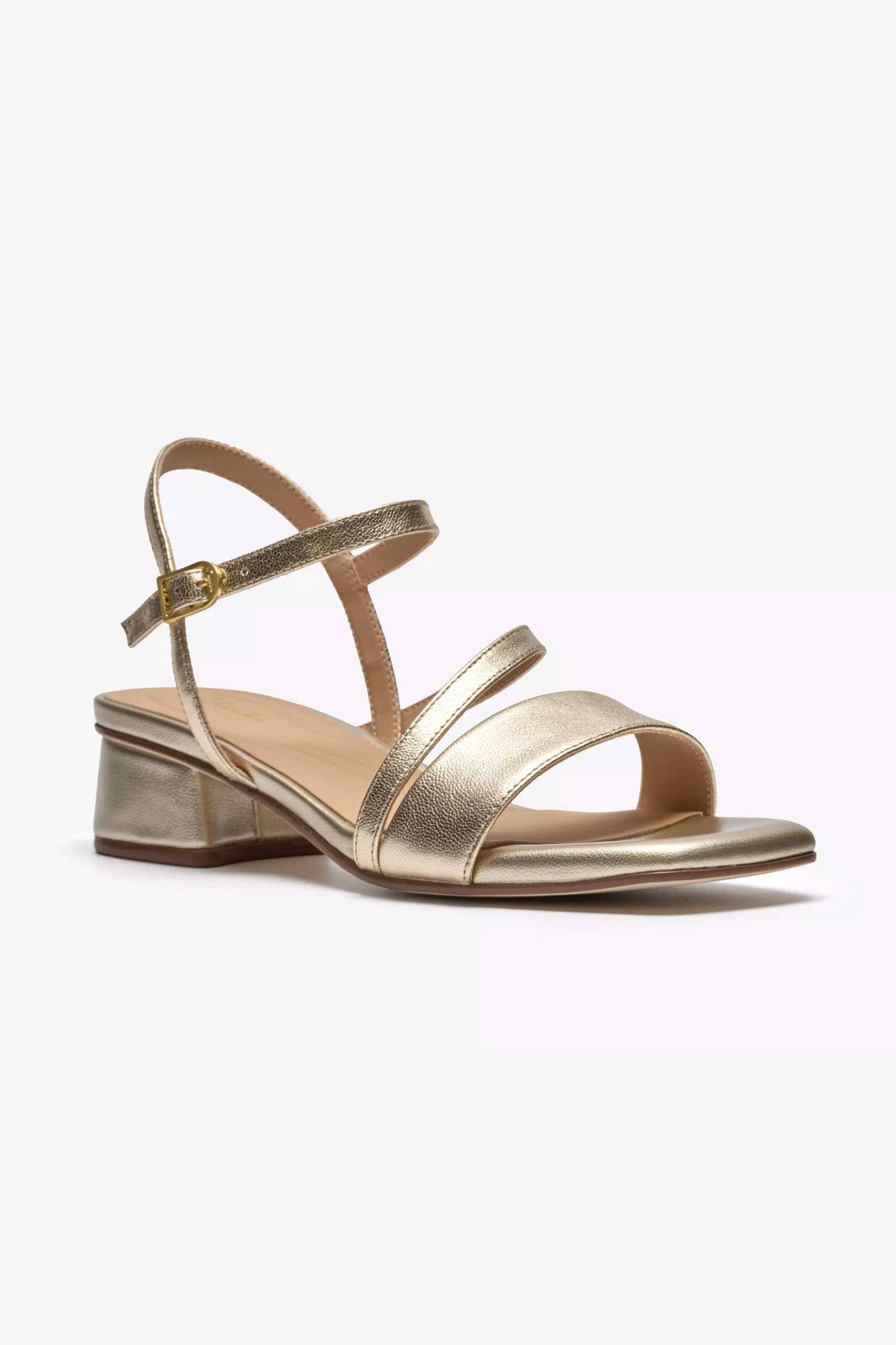 Clarks γυναικεία δερμάτινα πέδιλα με χοντρό τακούνι 