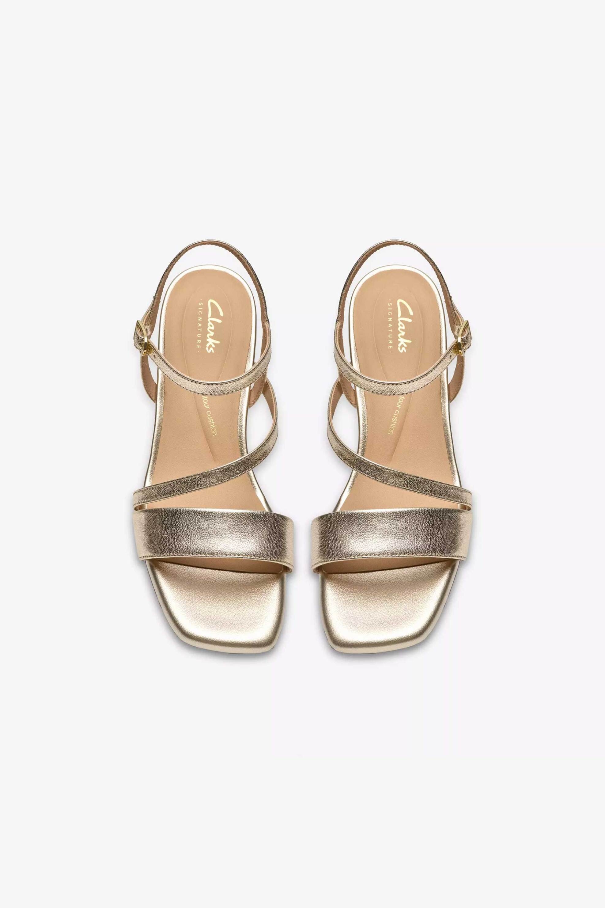 Clarks Γυναικεία Δερμάτινα Πέδιλα με Χοντρό Τακούνι Serina35 Strap - 26186120 Χρυσό