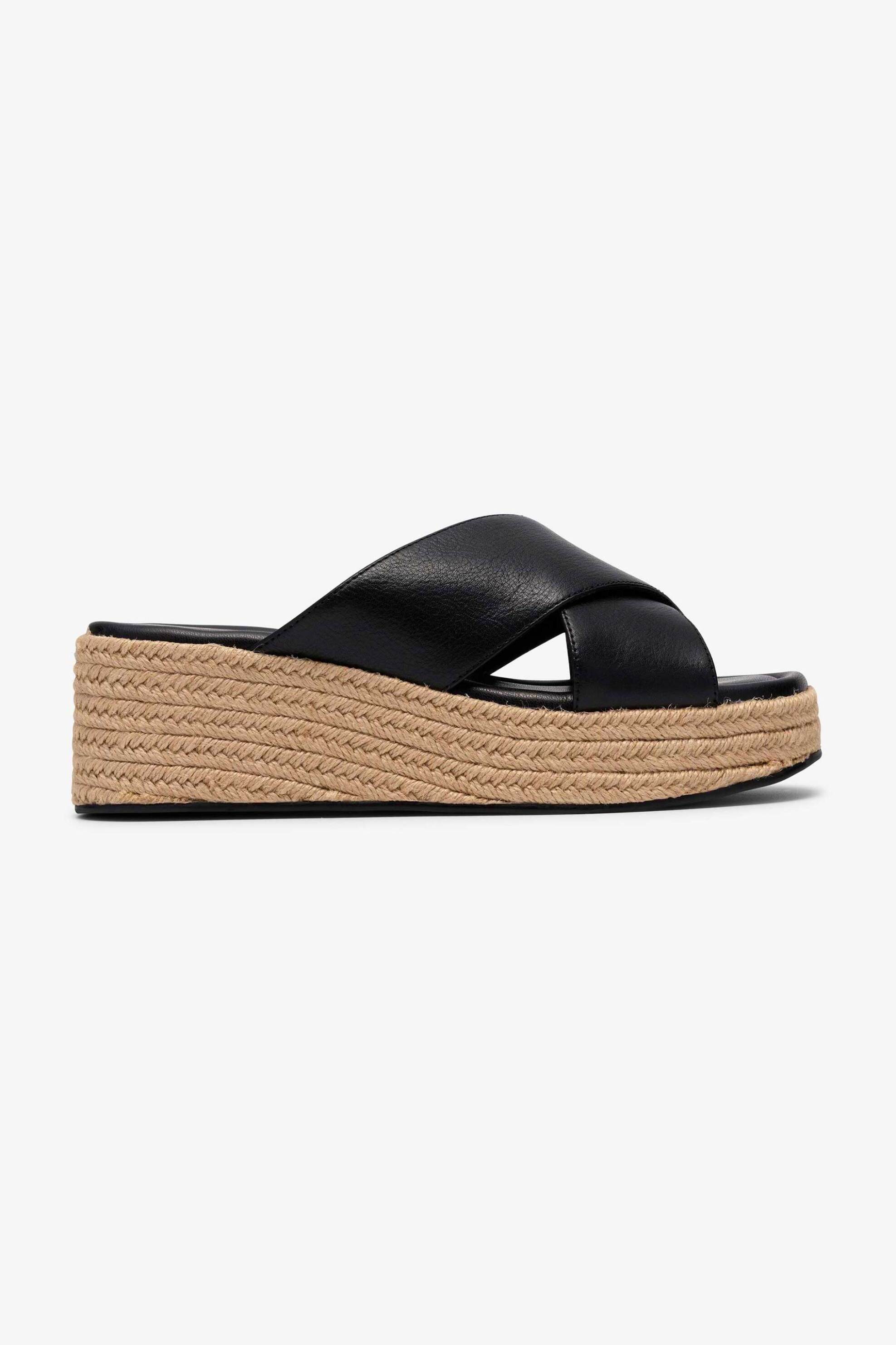 Clarks γυναικεία δερμάτινα mules "Tessiah Mule" - 26187880 Μαύρο