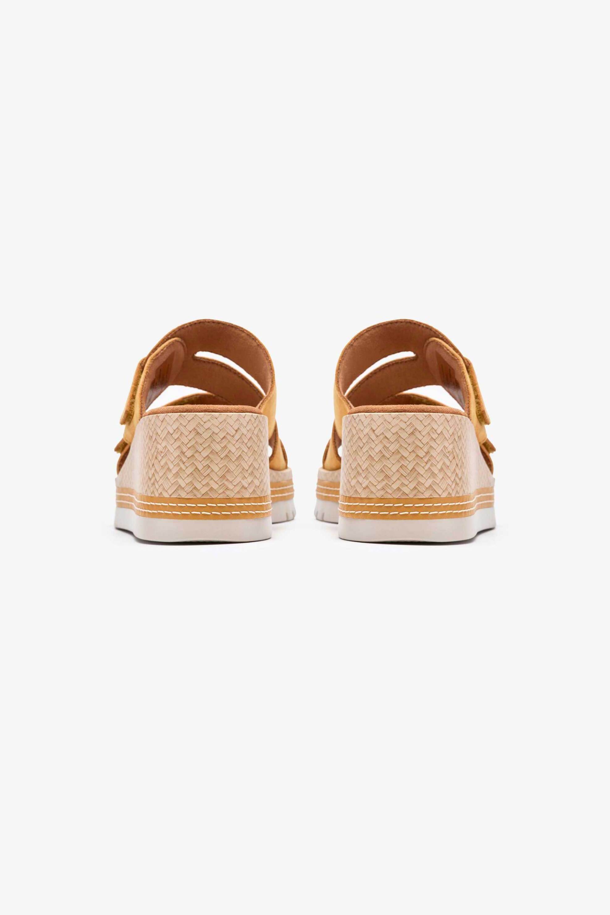 CLARKS Clarks γυναικεία πλατφόρμα "Kidiki Cove" - 26185949 Μπεζ - 3