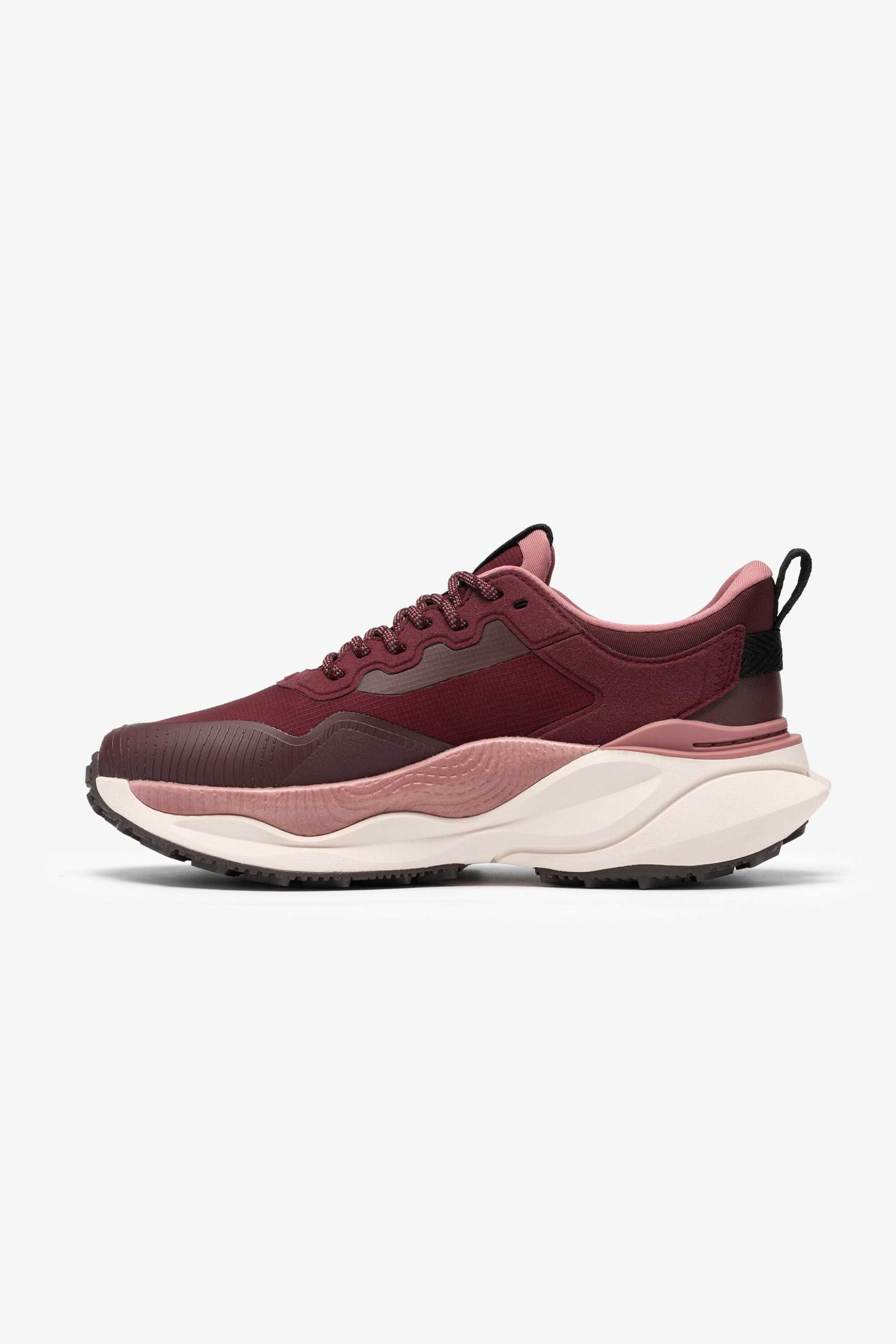 Clarks γυναικεία suede sneakers με κορδόνια 