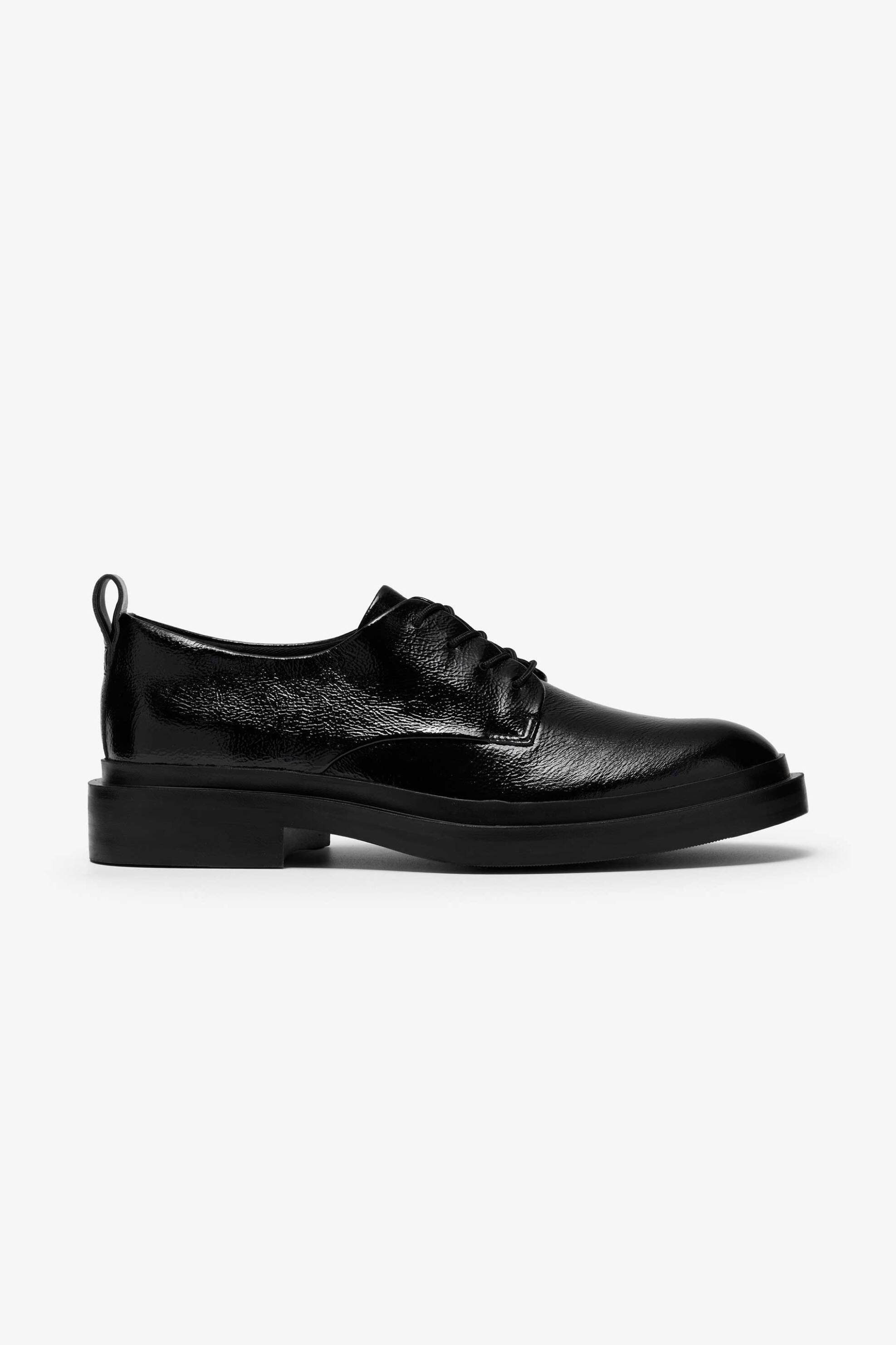 Clarks γυναικεία oxford παπούτσια με κορδόνια 