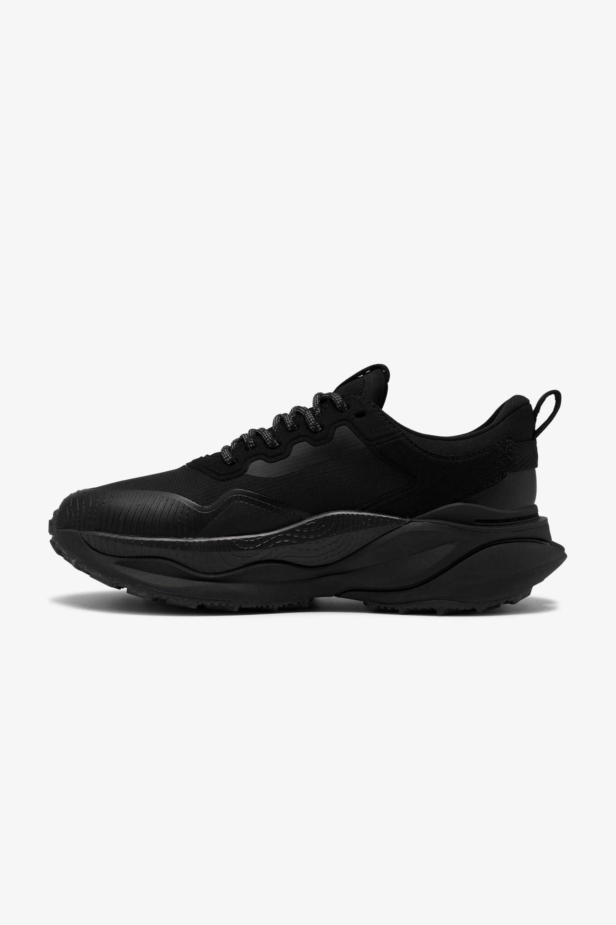 Clarks γυναικεία suede sneakers με κορδόνια 