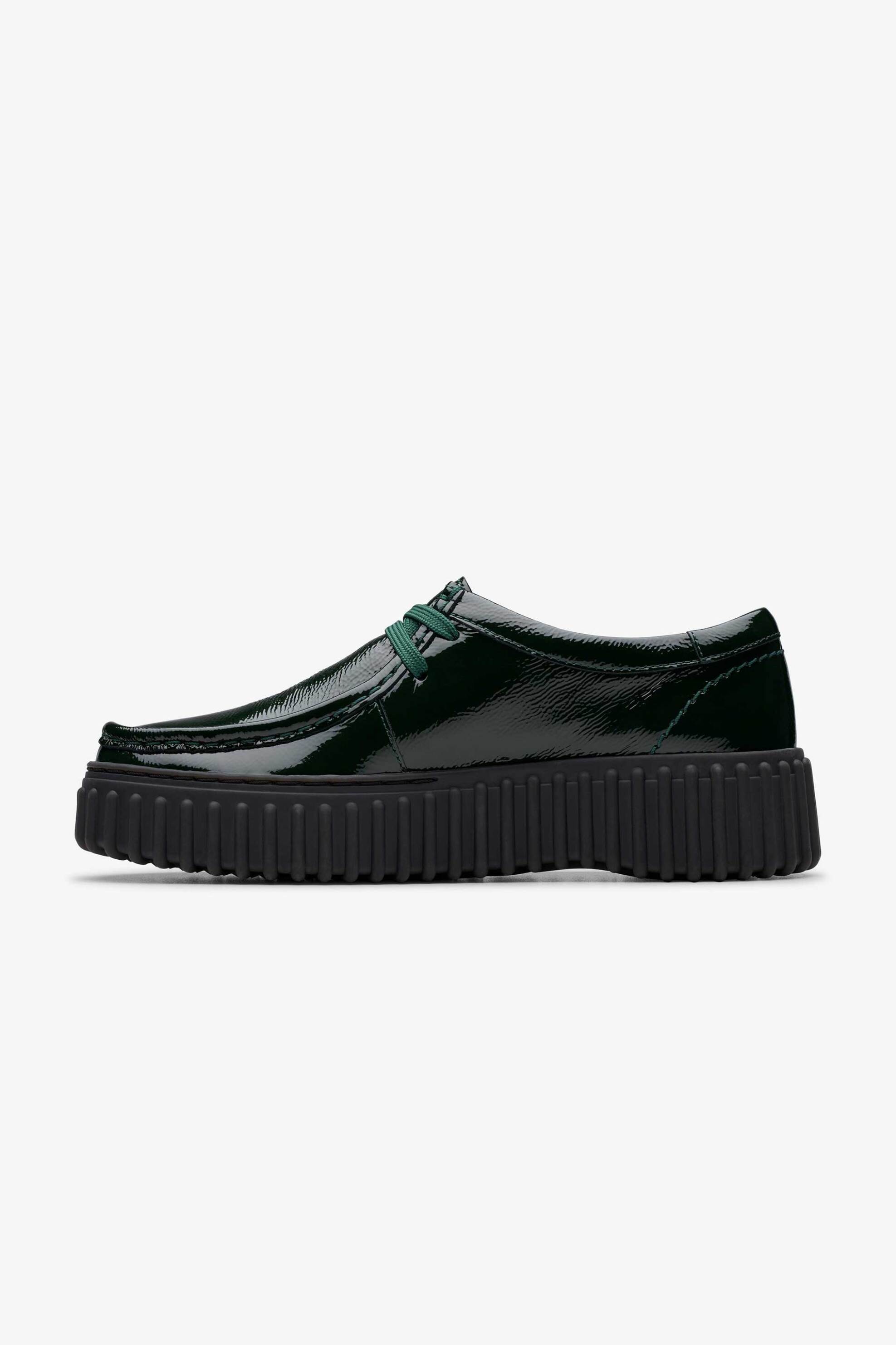Clarks γυναικεία μοκασίνια λουστρίνι ''Torhill Bee'' - 26184949 Χακί