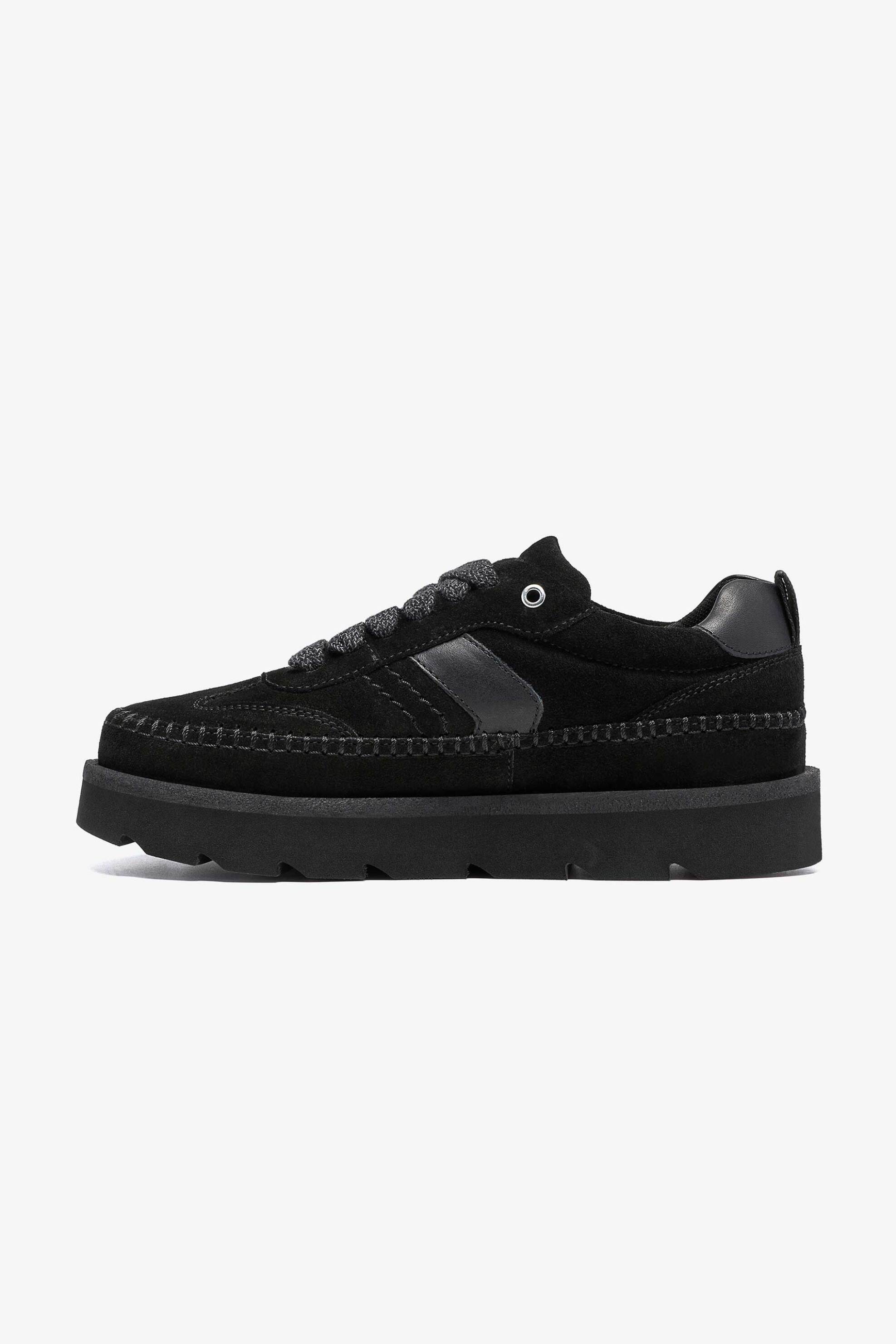 Clarks γυναικεία suede sneakers με κορδόνια 