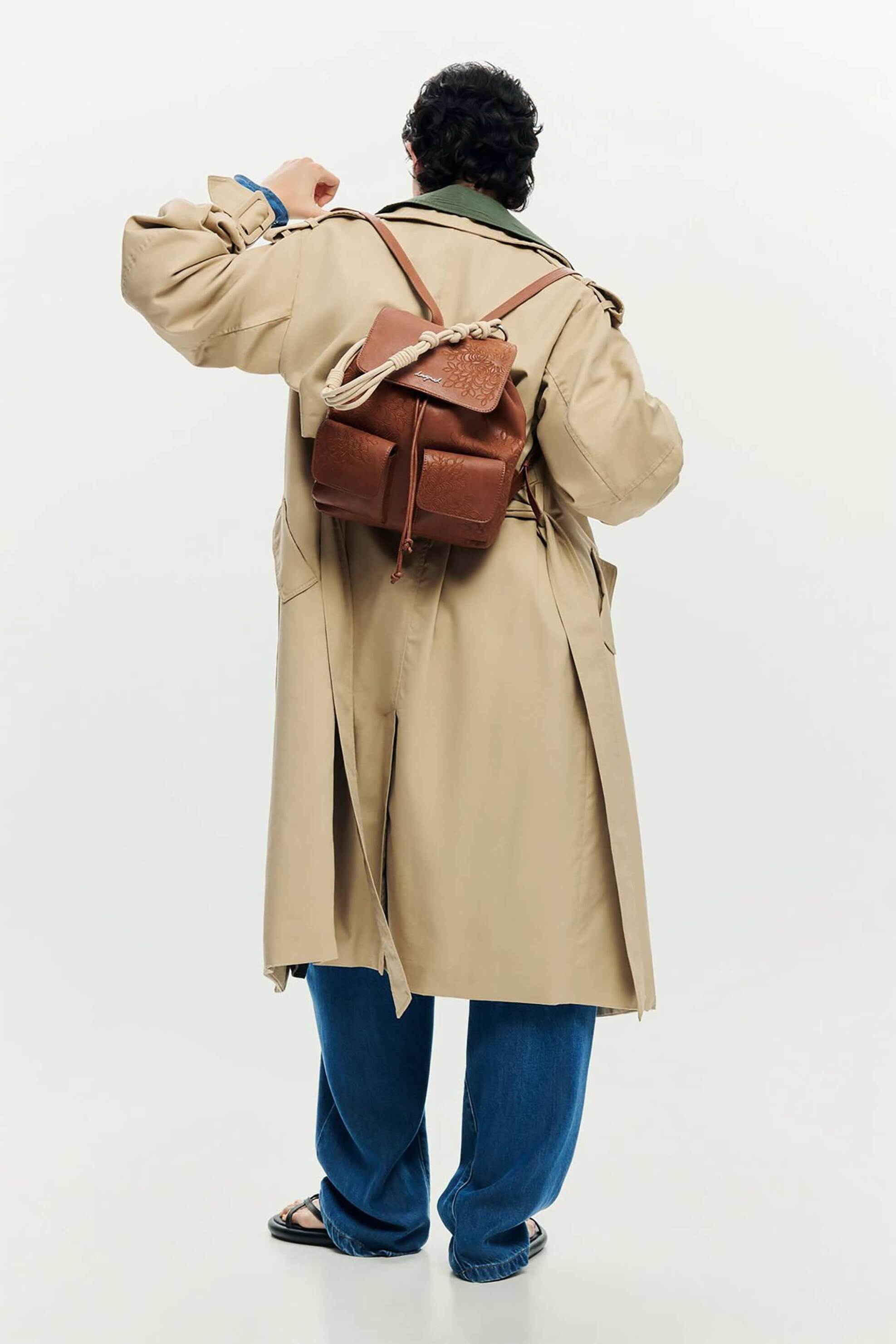 Desigual Γυναικείο Backpack με Κεντητές Λεπτομέρειες Sierra - 26Sakp39 Καμηλό