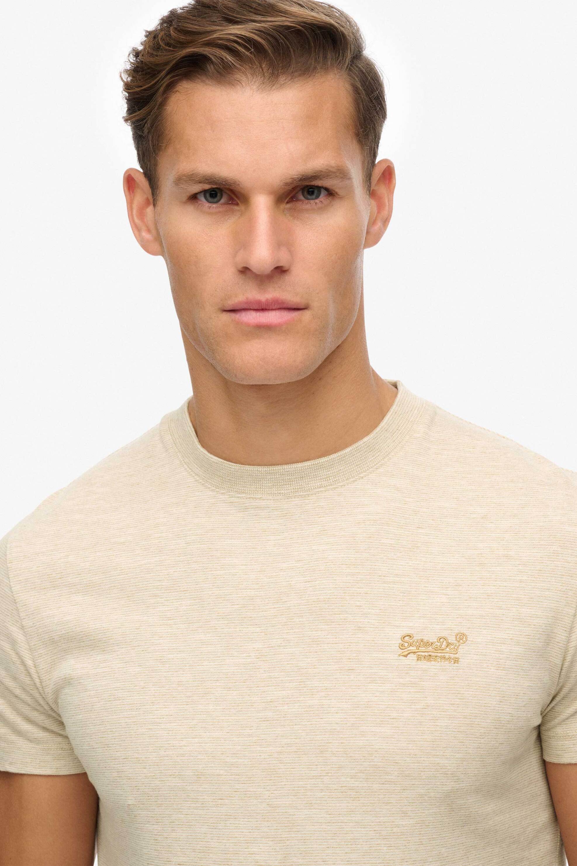 Superdry ανδρικό T-shirt με κεντημένο λογότυπο Slim Fit "Essential" - M1011245A Κρέμ φωτογραφία