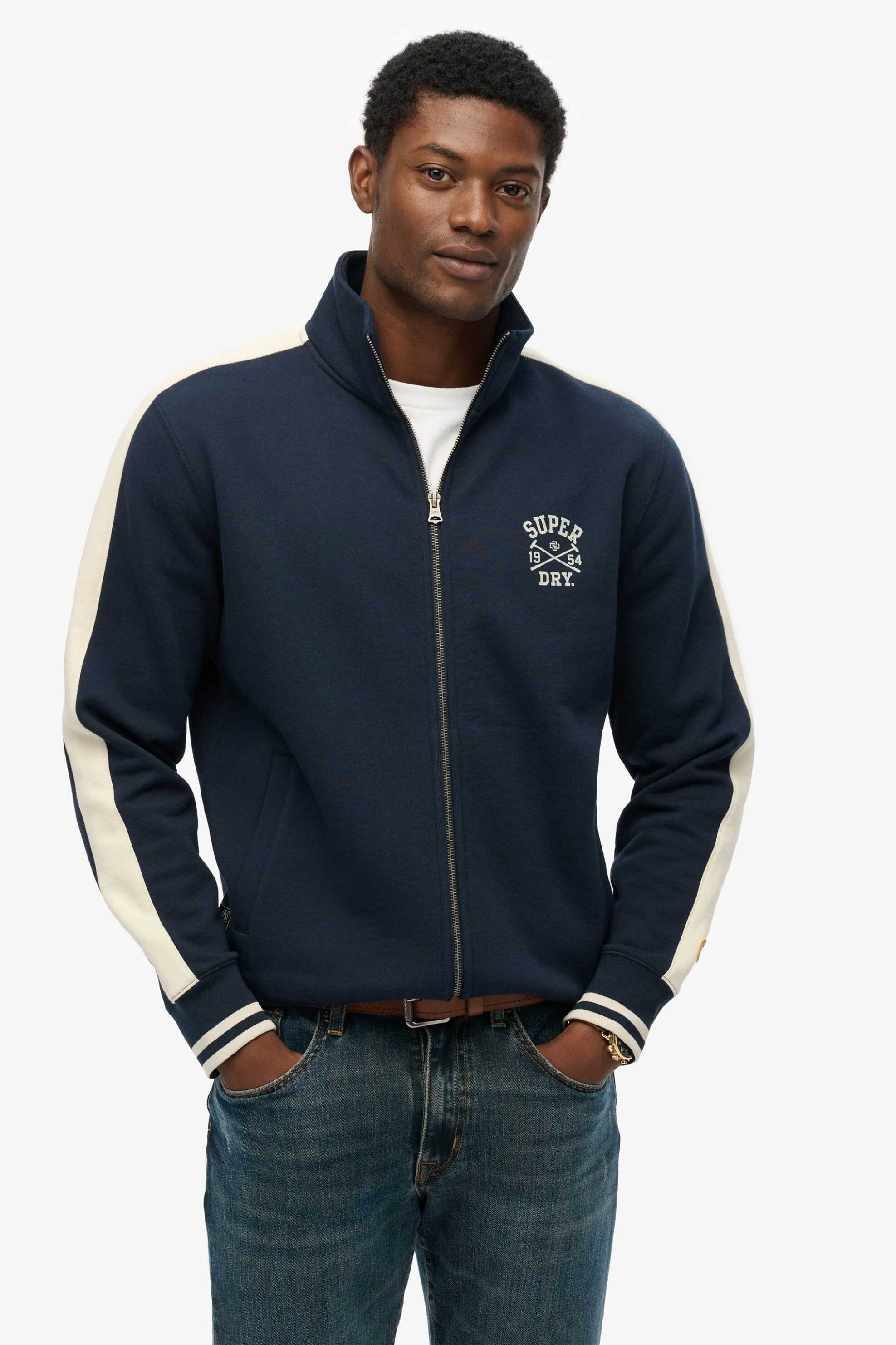 Superdry ανδρική ζακέτα φούτερ με ψηλό λαιμό και λογότυπο Relaxed Fit "Athletic Club" - M2014282A Μπλε Σκούρο