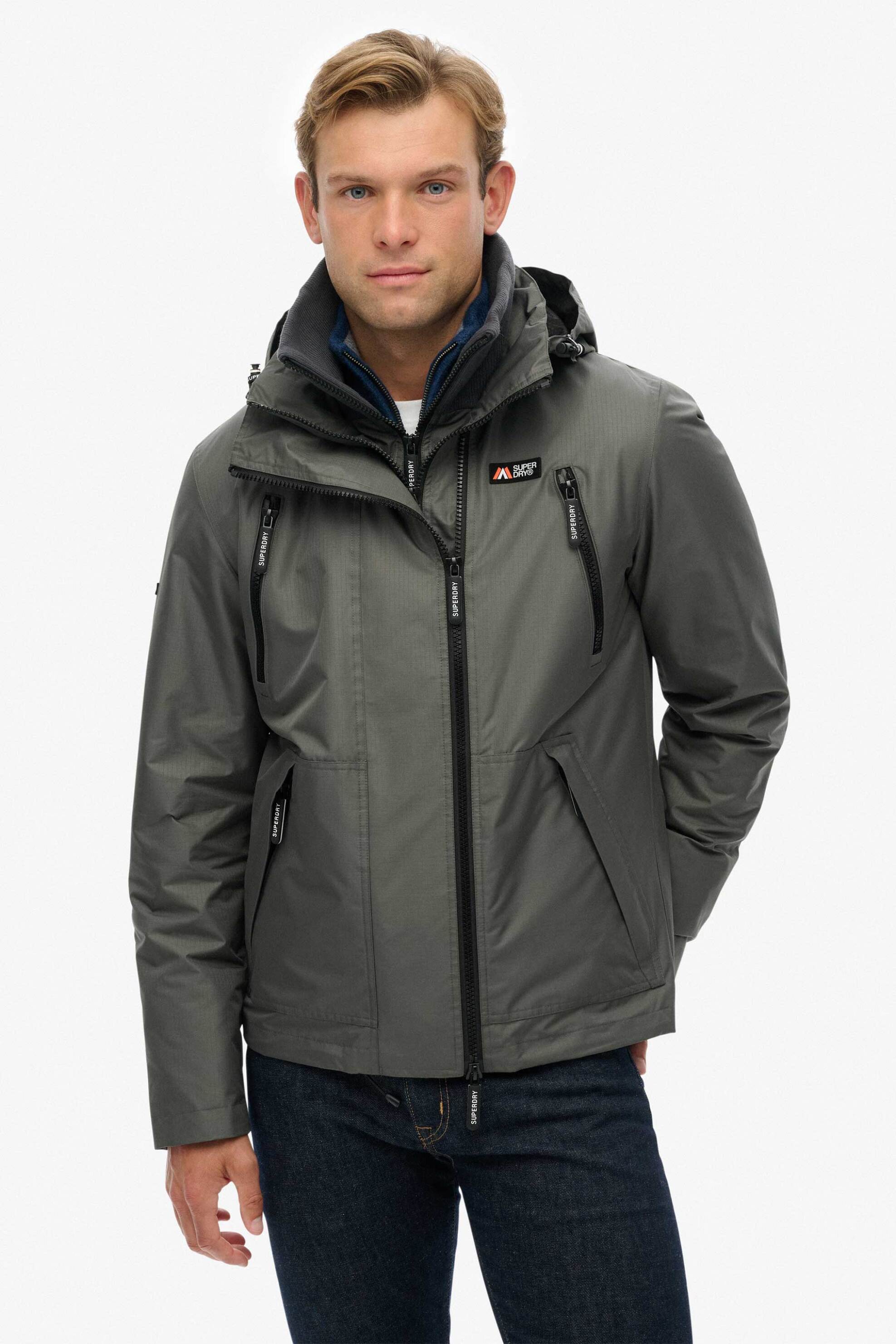 Superdry ανδρικό αδιάβροχο μπουφάν με κουκούλα Slim Fit "Mountain Windbreaker" - M5012100A Γκρι