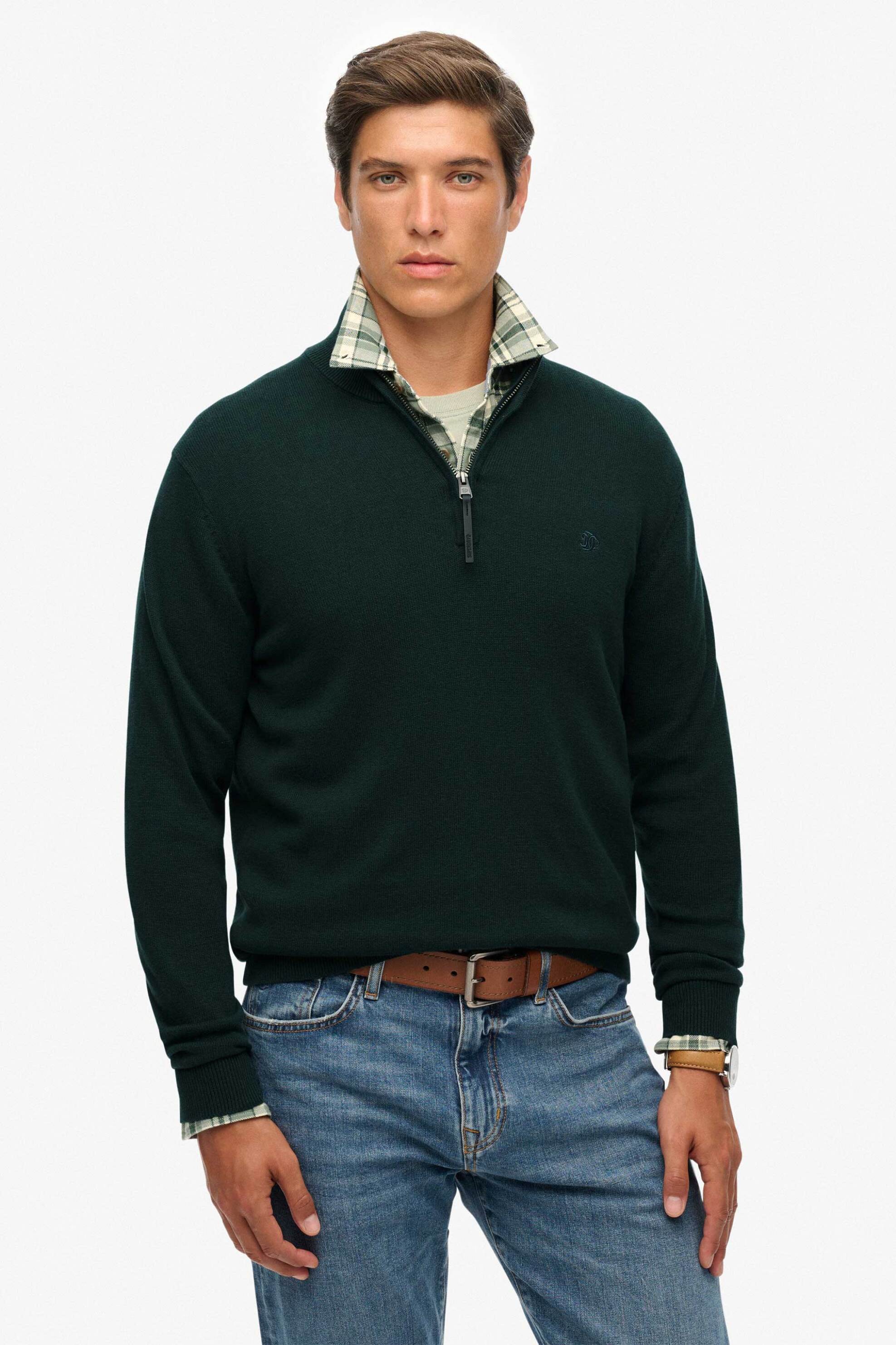 Superdry ανδρικό πουλόβερ με κεντημένο λογότυπο και 1/2 φερμουάρ Slim Fit "Essentials" - M6110690A Πράσινο Σκούρο