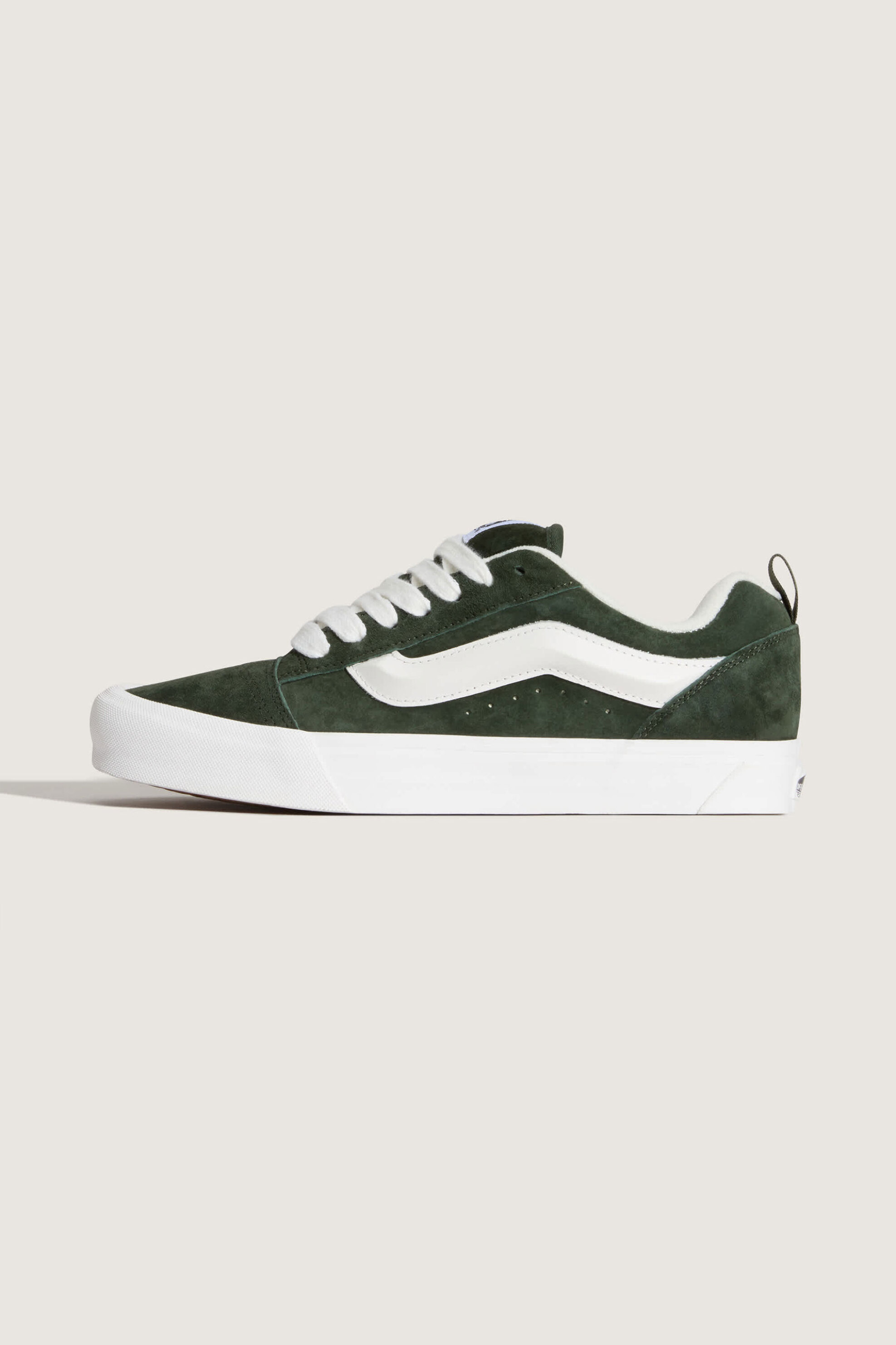 Vans unisex sneakers από suede δέρμα με trademark contrast ρίγα στο πλάι "KNU Skool"