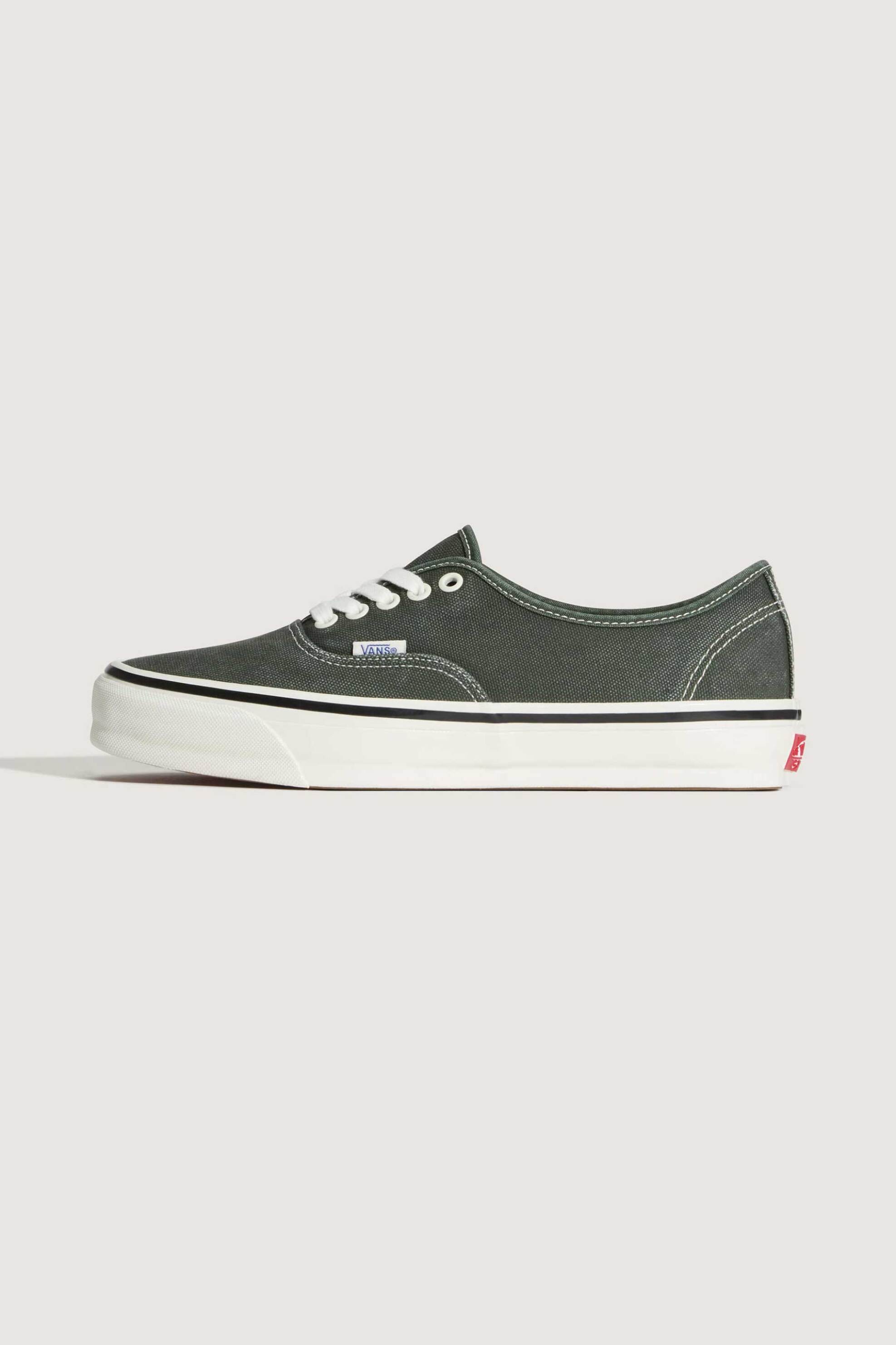 Vans unisex sneakers "Premium Authentic" - VN000EBNKEL1 Κυπαρισσί