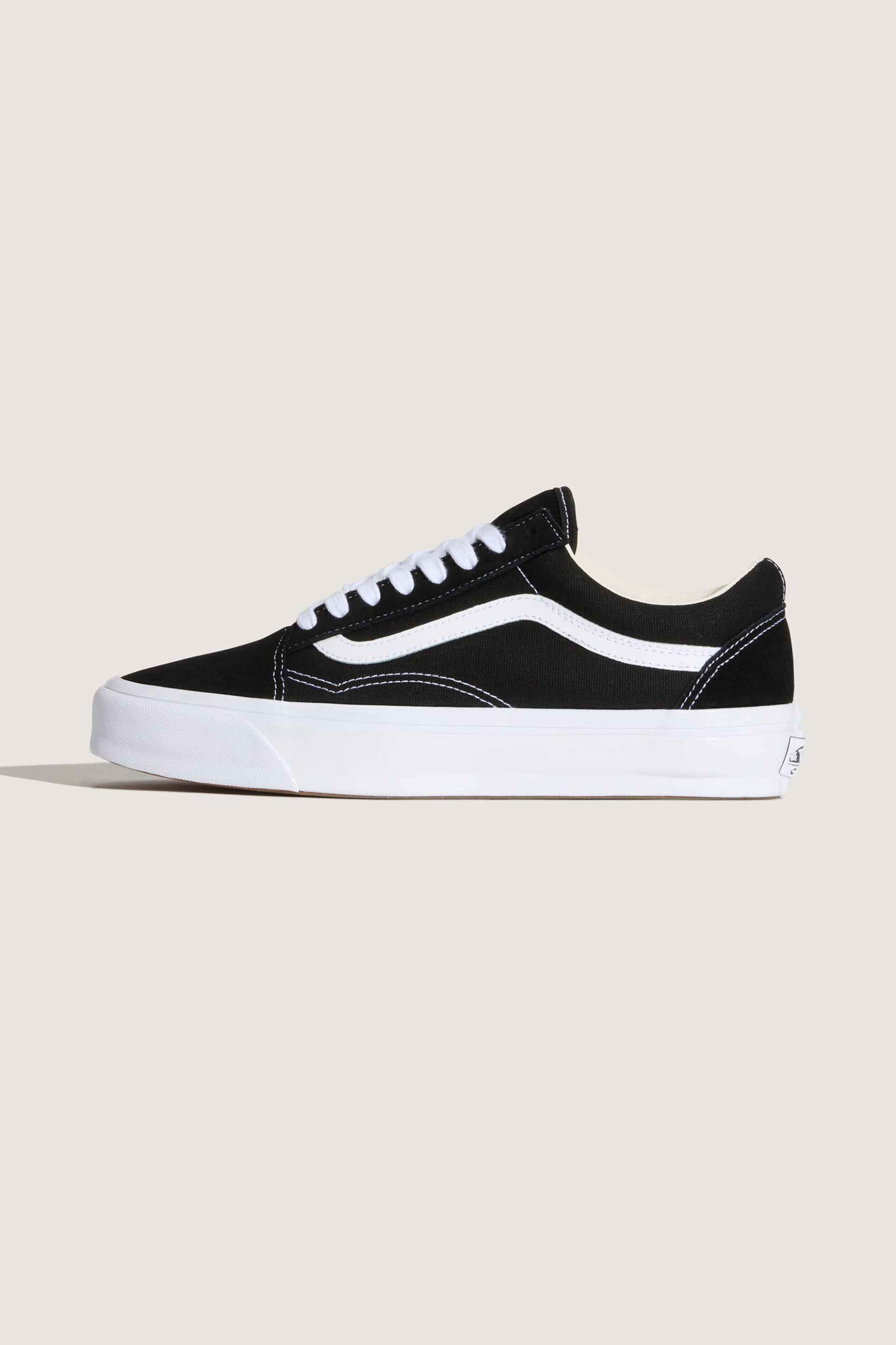 Vans unisex sneakers "Old Skool" - VN000CQDBA21 Ασπρόμαυρο