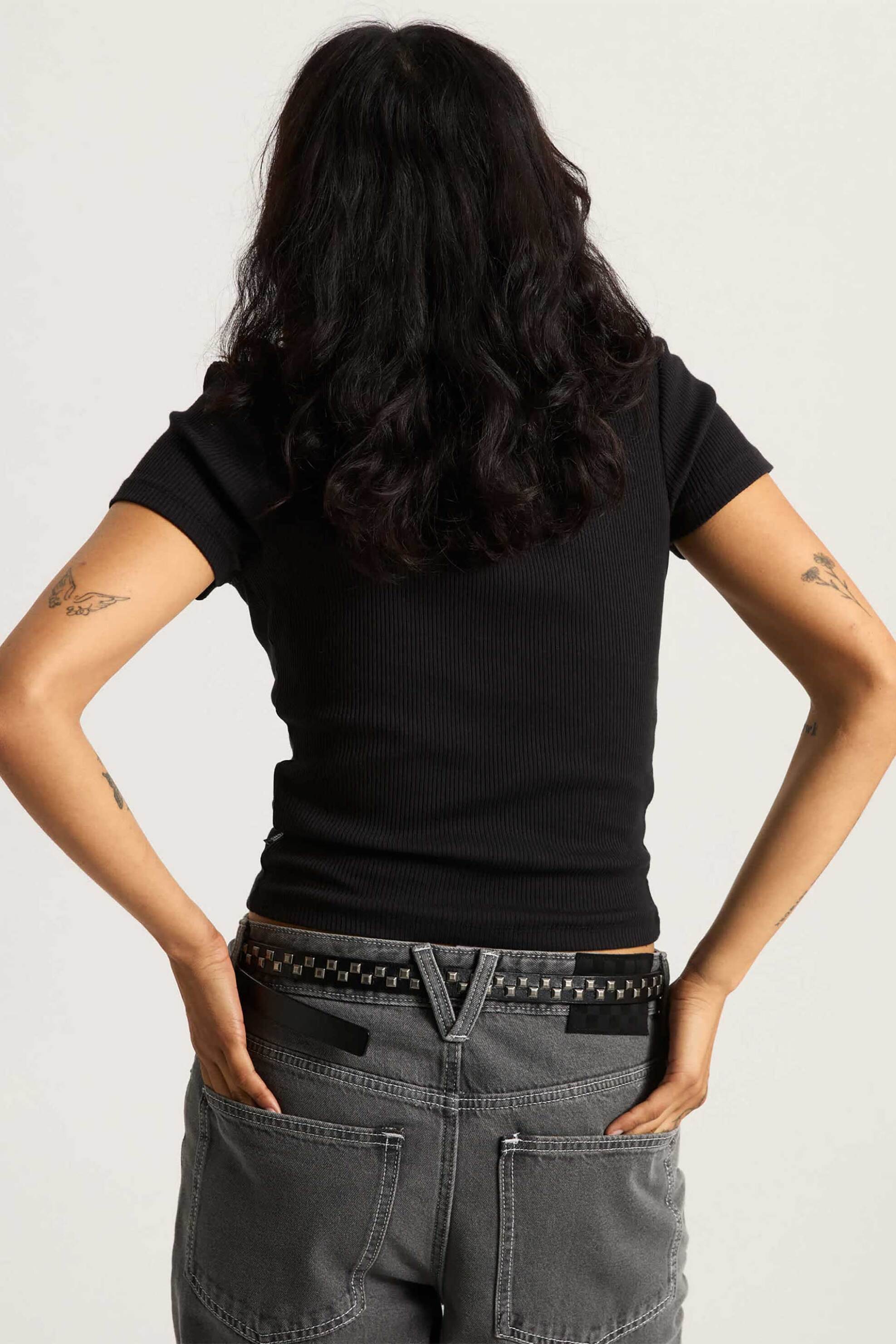 Vans Γυναικείο T-Shirt Ribbed με Κεντημένο Λογότυπο Slim Fit Cameron - Vn000Rd1Blk1 Μαύρο