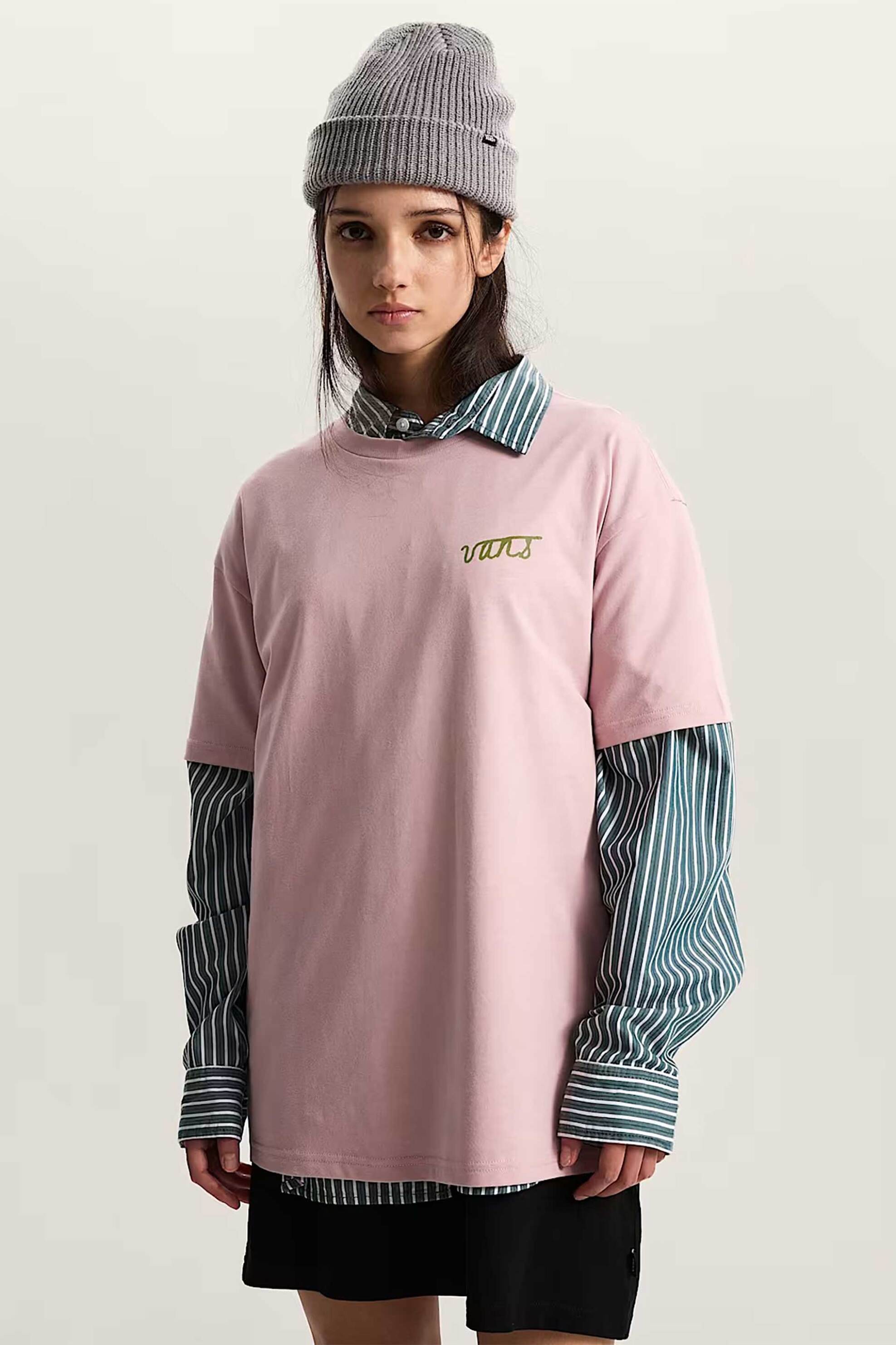 Vans γυναικείο T-shirt Loose Fit "Crystal Dream" - VN000XEBFPR1 Ροζ