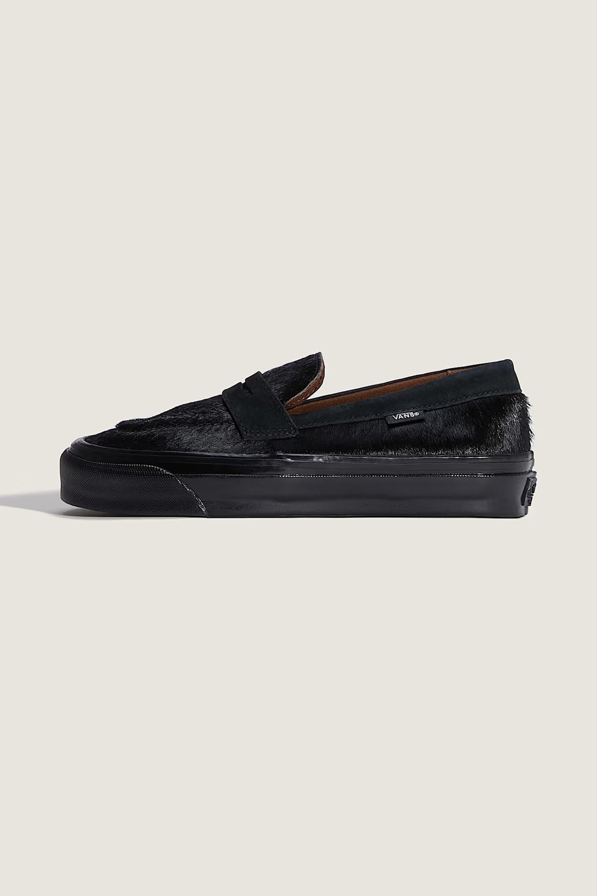 Vans γυναικεία loafers "Premium" - VN000VASBLA1 Μαύρο