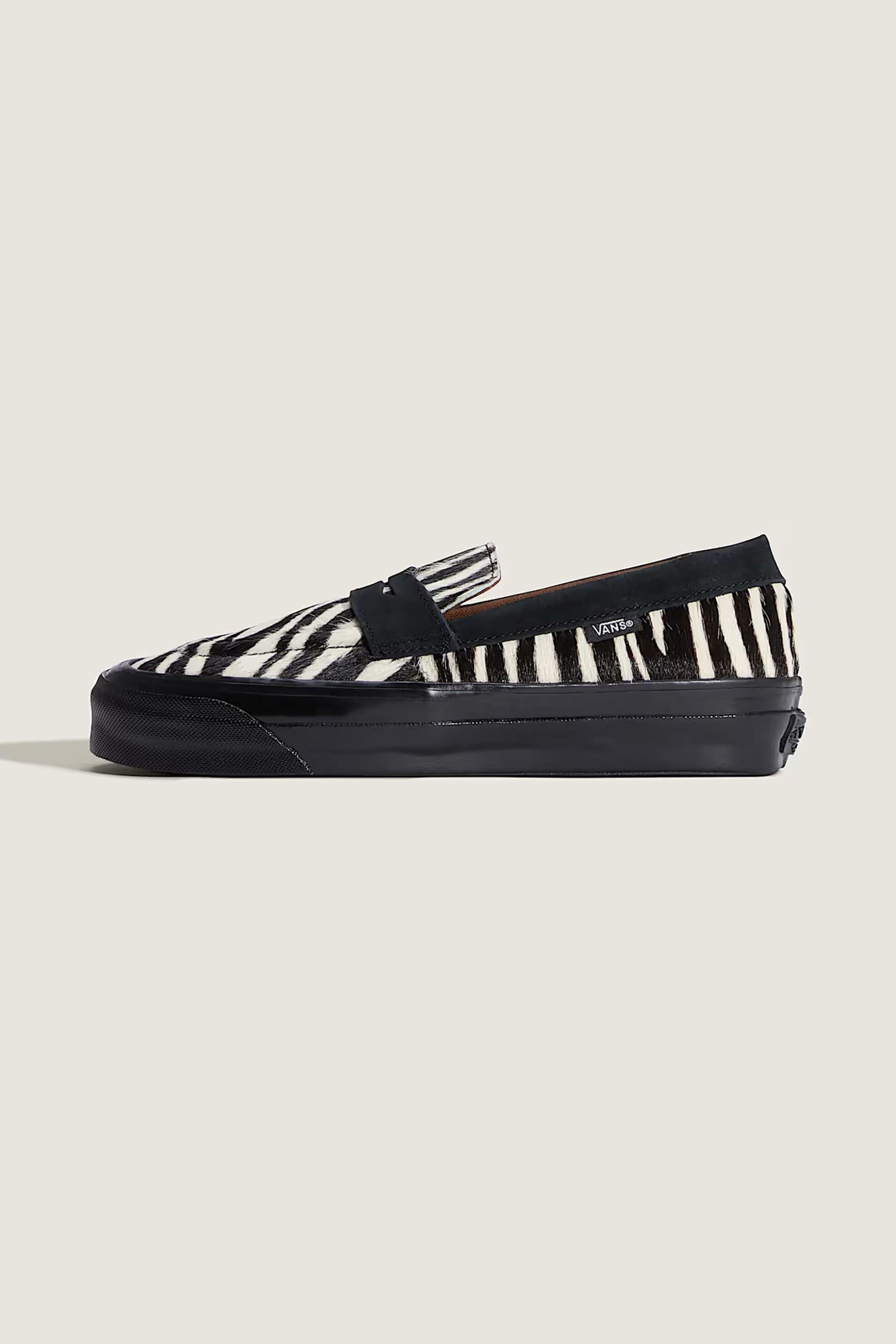 Vans γυναικεία loafers "Premium" - VN000VASZBR1 Ασπρόμαυρο