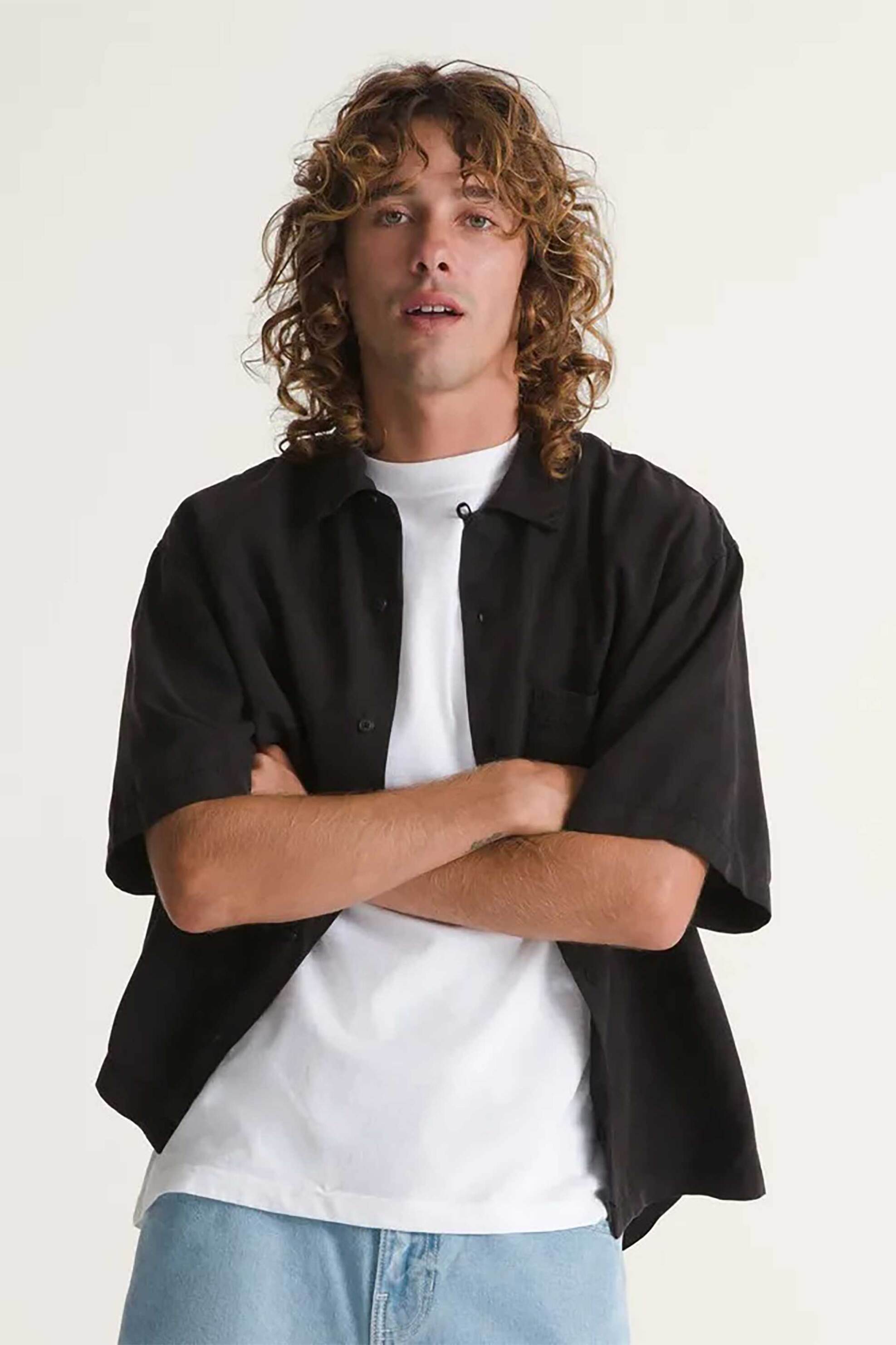 Vans ανδρικό κοντομάνικο πουκάμισο Loose Fit "Van Doren" - VN000TA4BLK1 Μαύρο