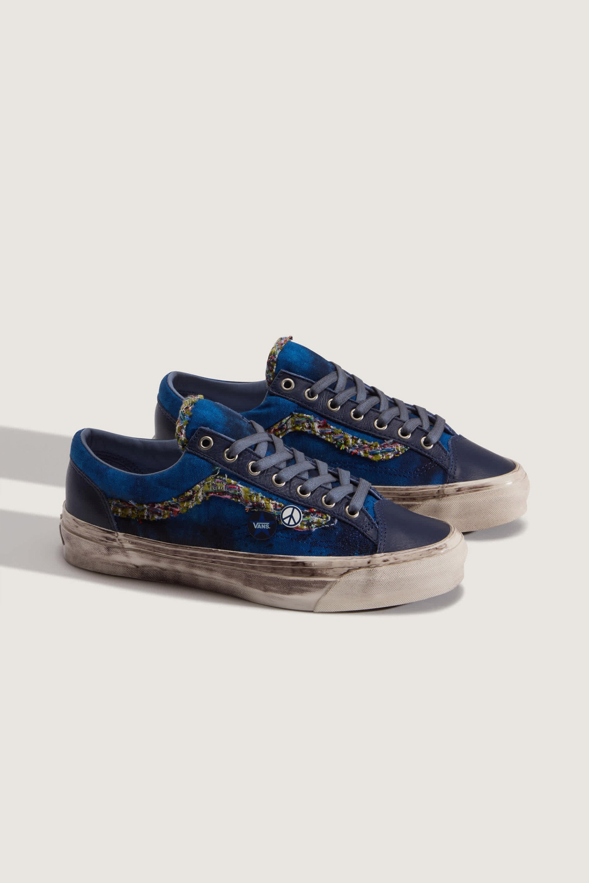 Vans unisex sneakers 