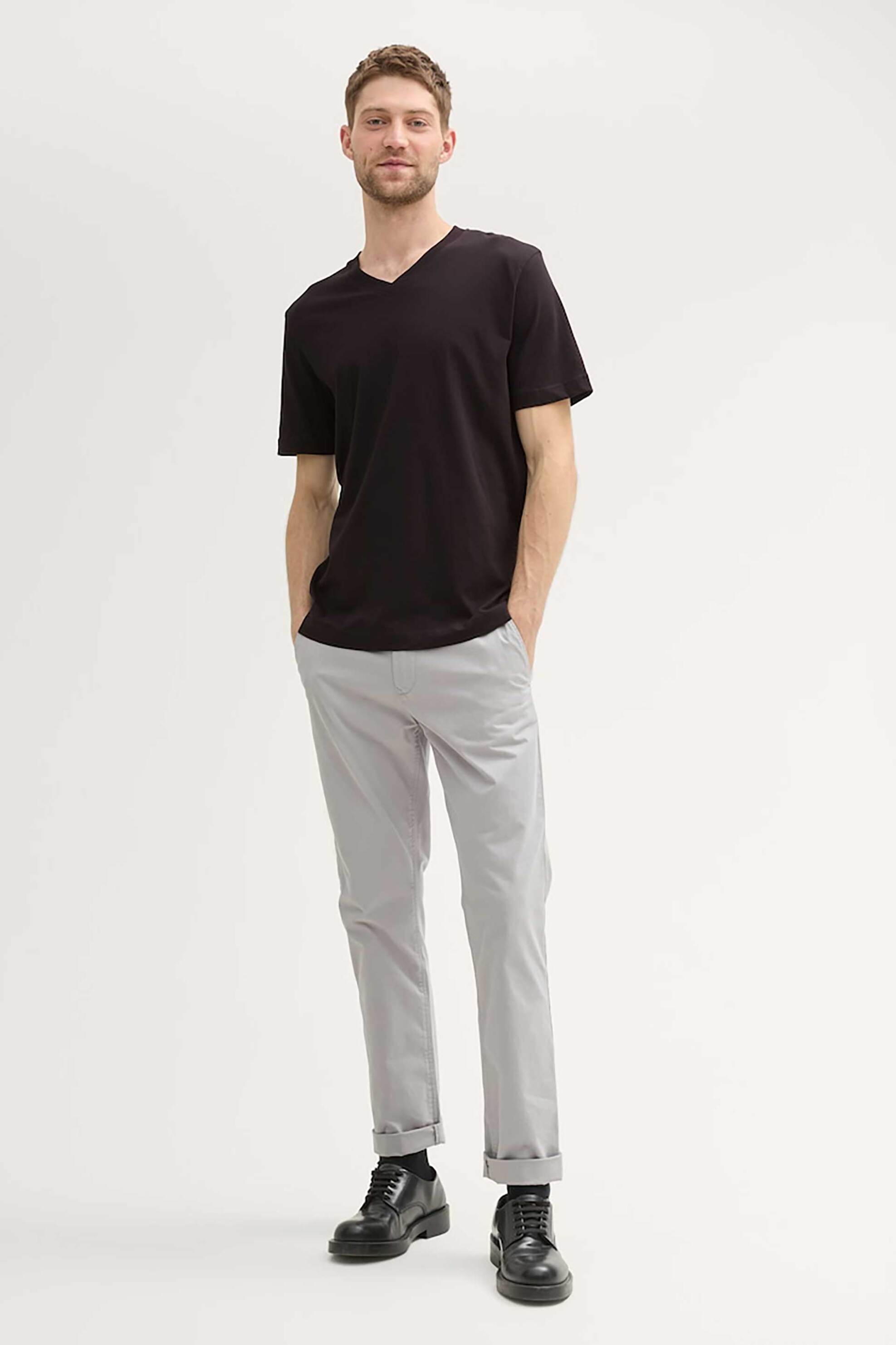 Tom Tailor σετ ανδρικά T-shirt μονόχρωμα με v λαιμόκοψη (2 τεμάχια) - 1037738 Μαύρο φωτογραφία