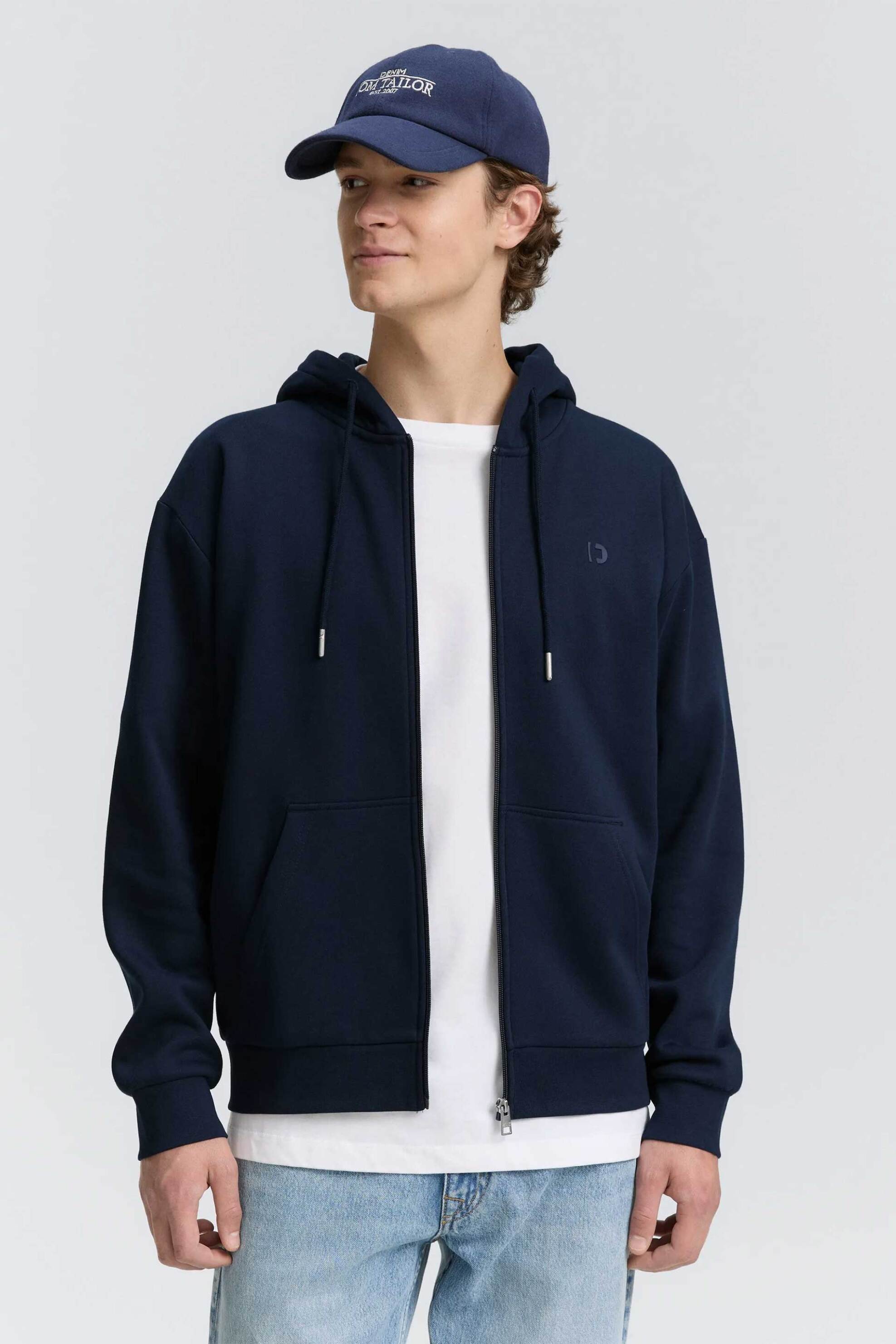 Tom Tailor ανδρική ζακέτα φούτερ με λογότυπο και κουκούλα Basic Fit - 1048078 Μπλε Σκούρο