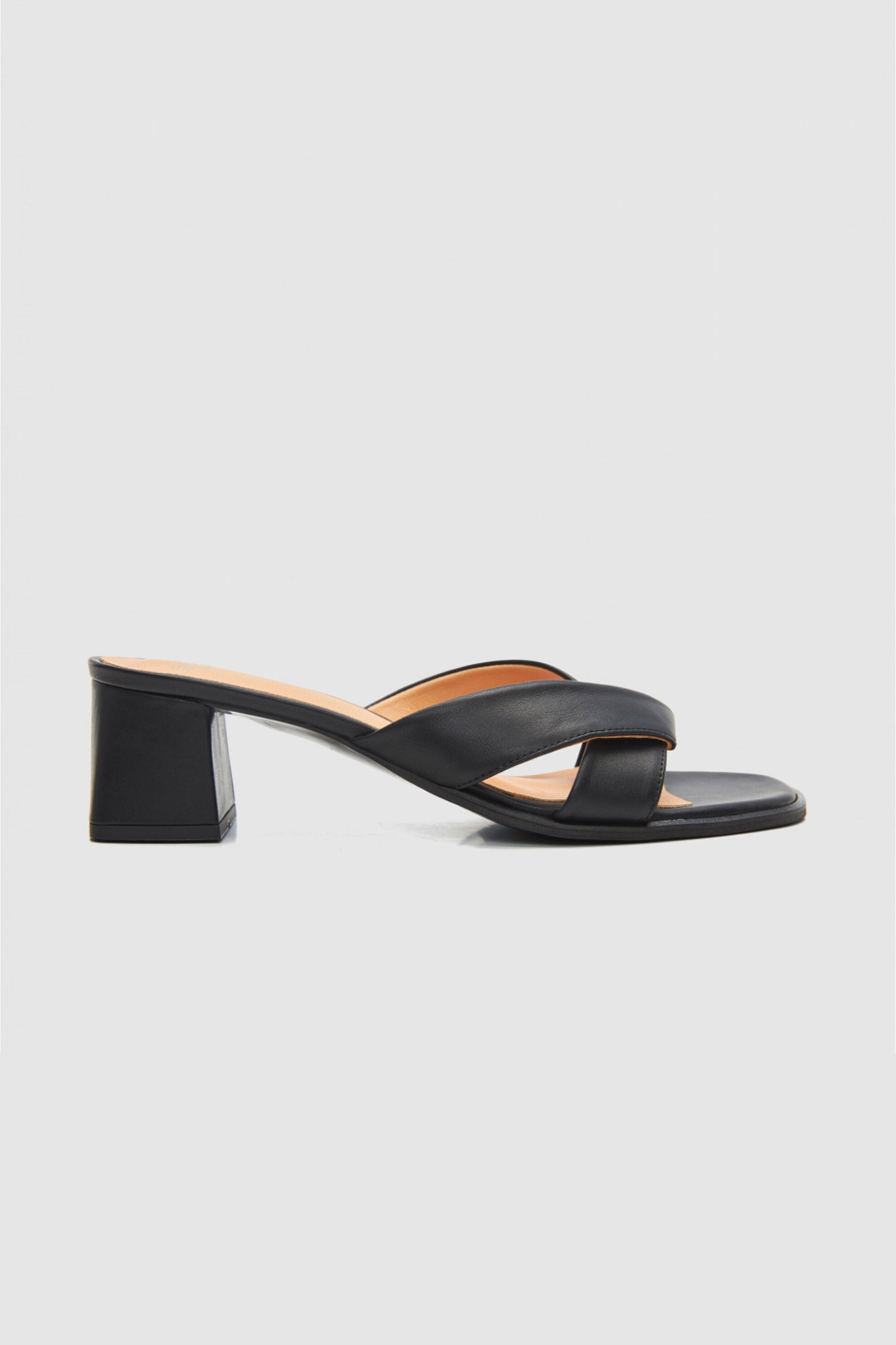  Boss Shoes γυναικεία δερμάτινα mules - BW20023 Μαύρο 2025