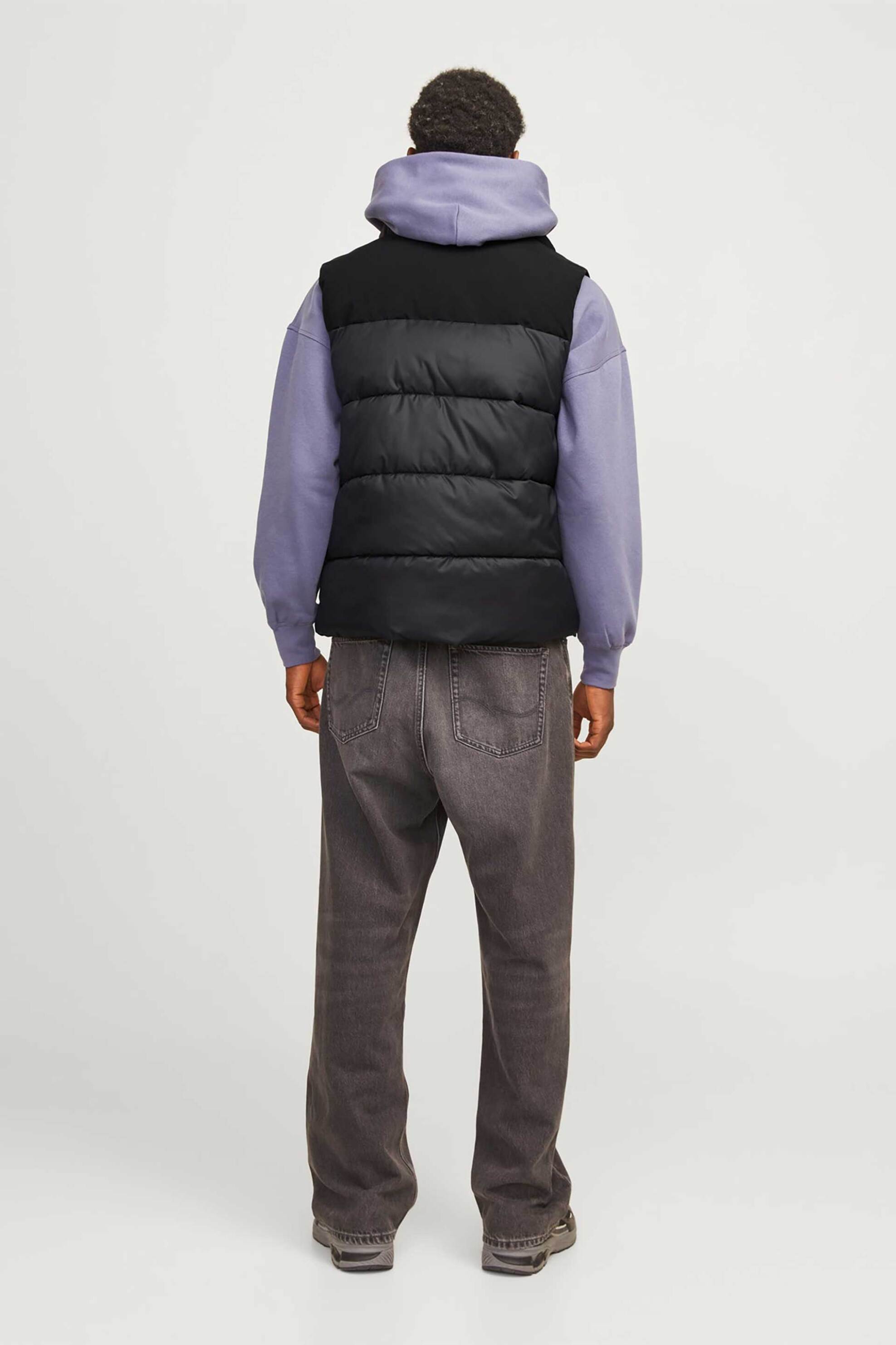 JACK & JONES ανδρικό αμάνικο μπουφάν με καπιτονέ σχέδιο μονόχρωμο - 12256860 Μαύρο φωτογραφία