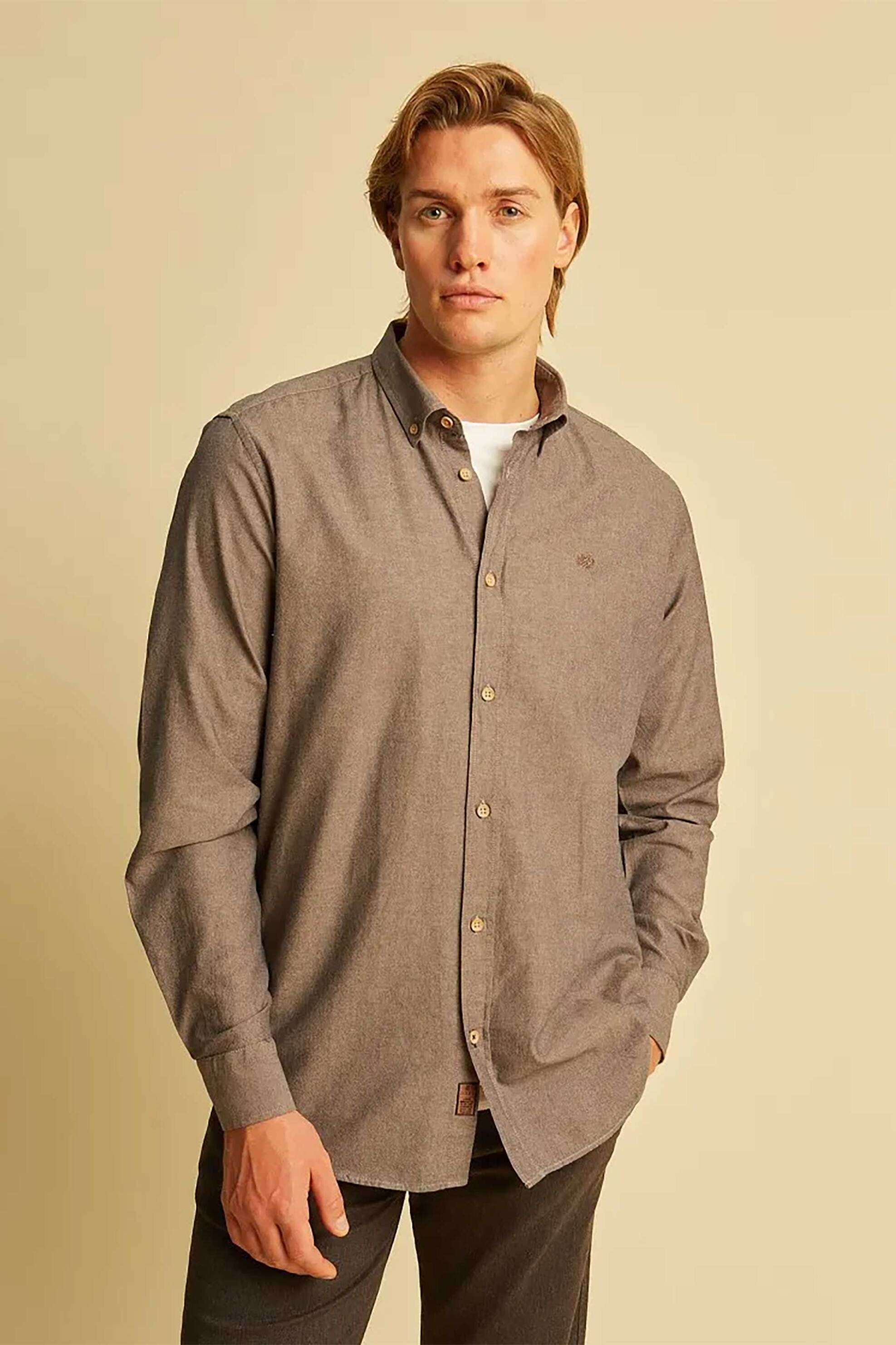 Ανδρικά ρούχα και beachwear dors σε μπεζ