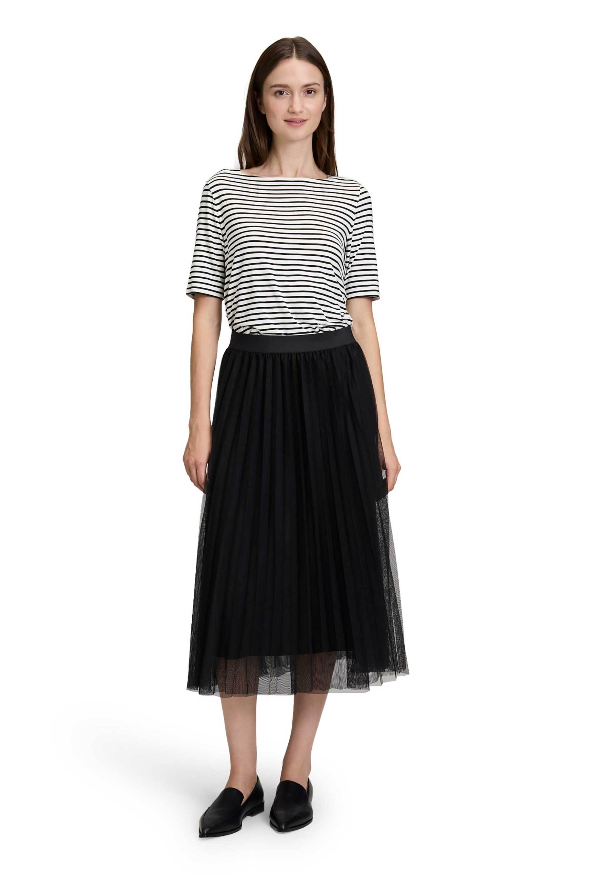 BETTY & CO BETTY & CO γυναικεία midi φούστα πλισέ με ελαστική μέση - 9022/3303 Μαύρο