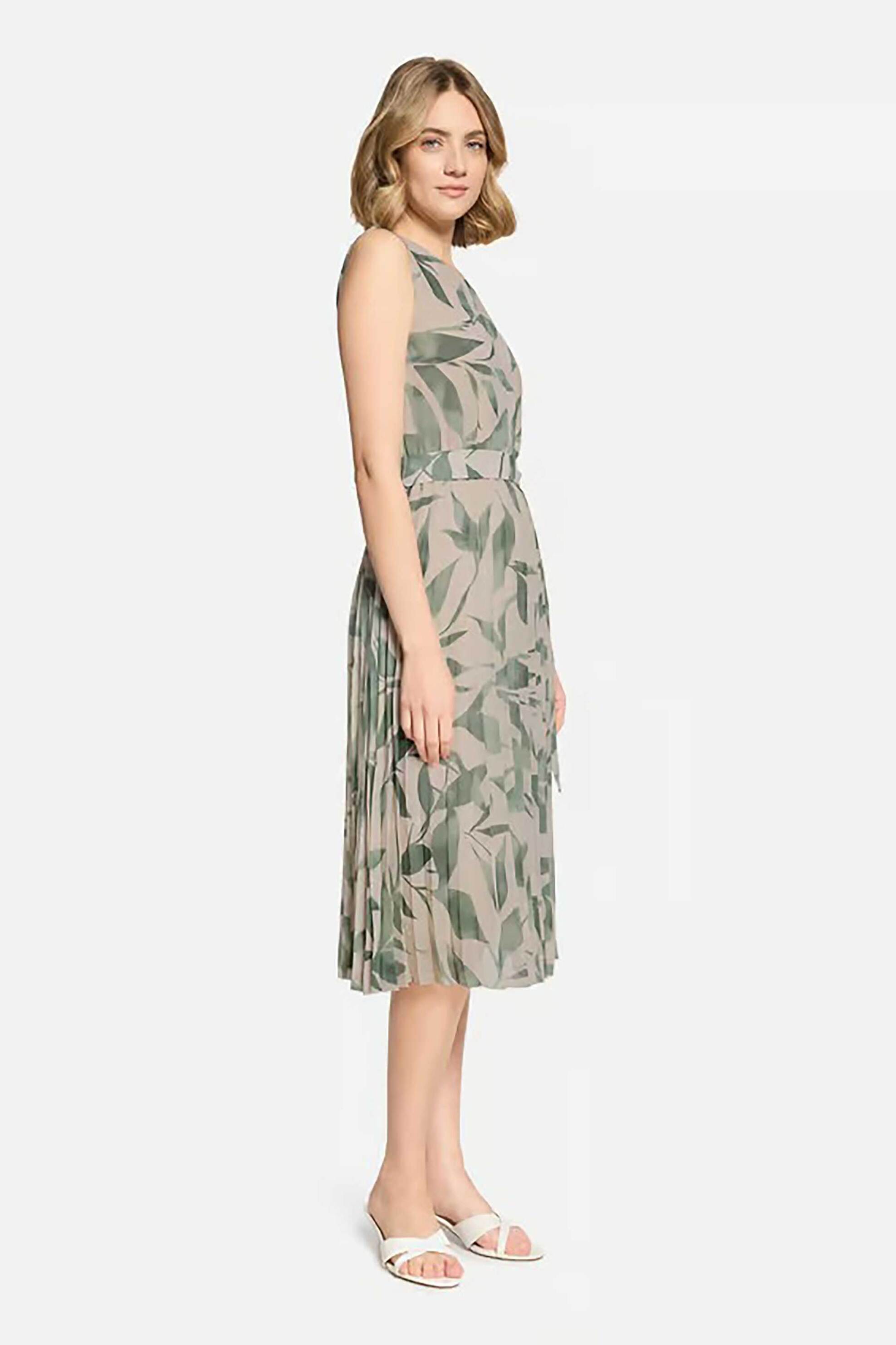 BETTY & CO BETTY & CO γυναικείο midi φόρεμα αμάνικο πλισέ με tropical print - 1007/3260 Λαδί - 3