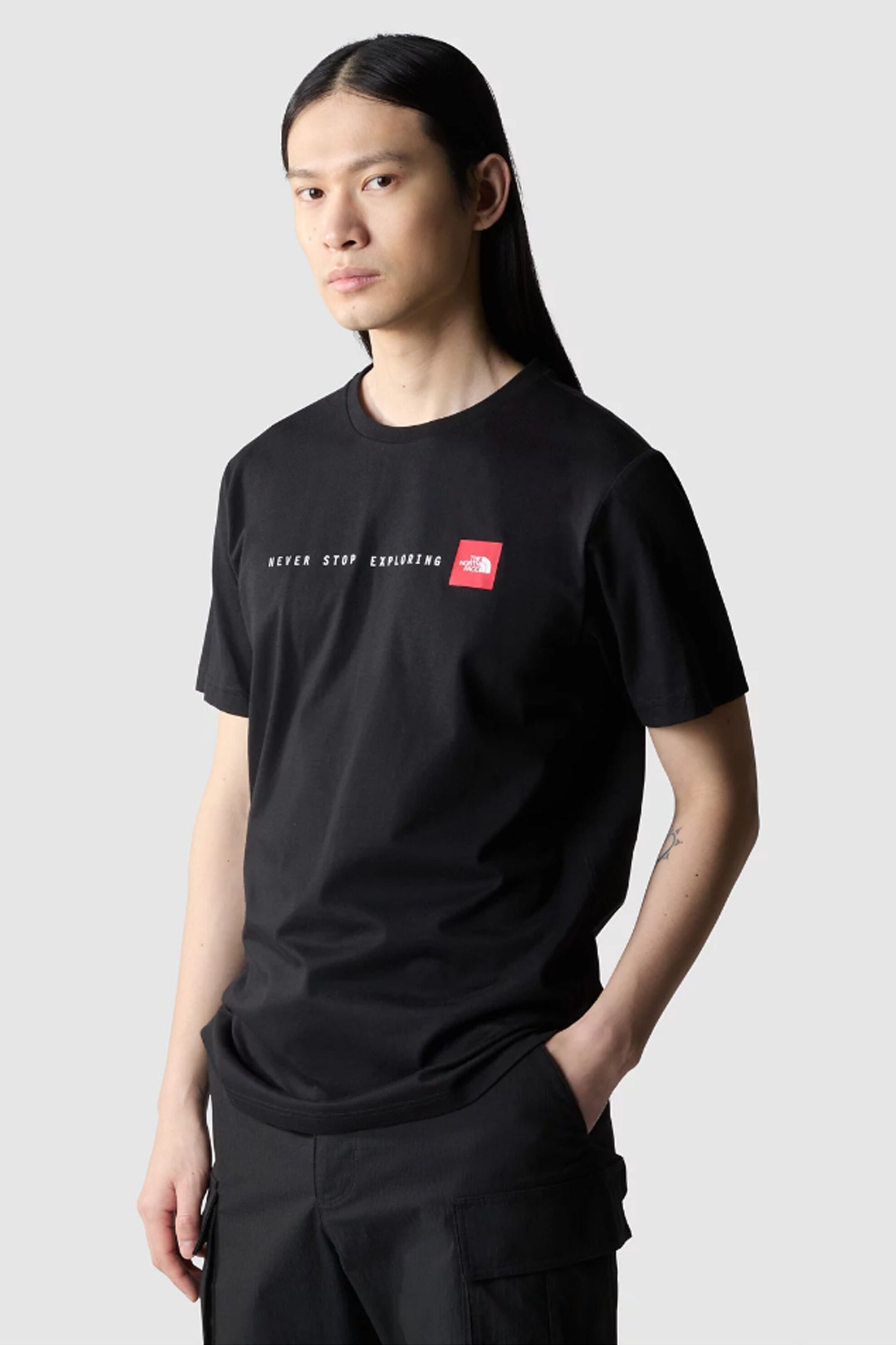 THE NORTH FACE The North Face ανδρικό βαμβακερό T-shirt μονόχρωμο με contrast logo print "Never Stop Exploring" - NF0A87NSJK31 Μαύρο