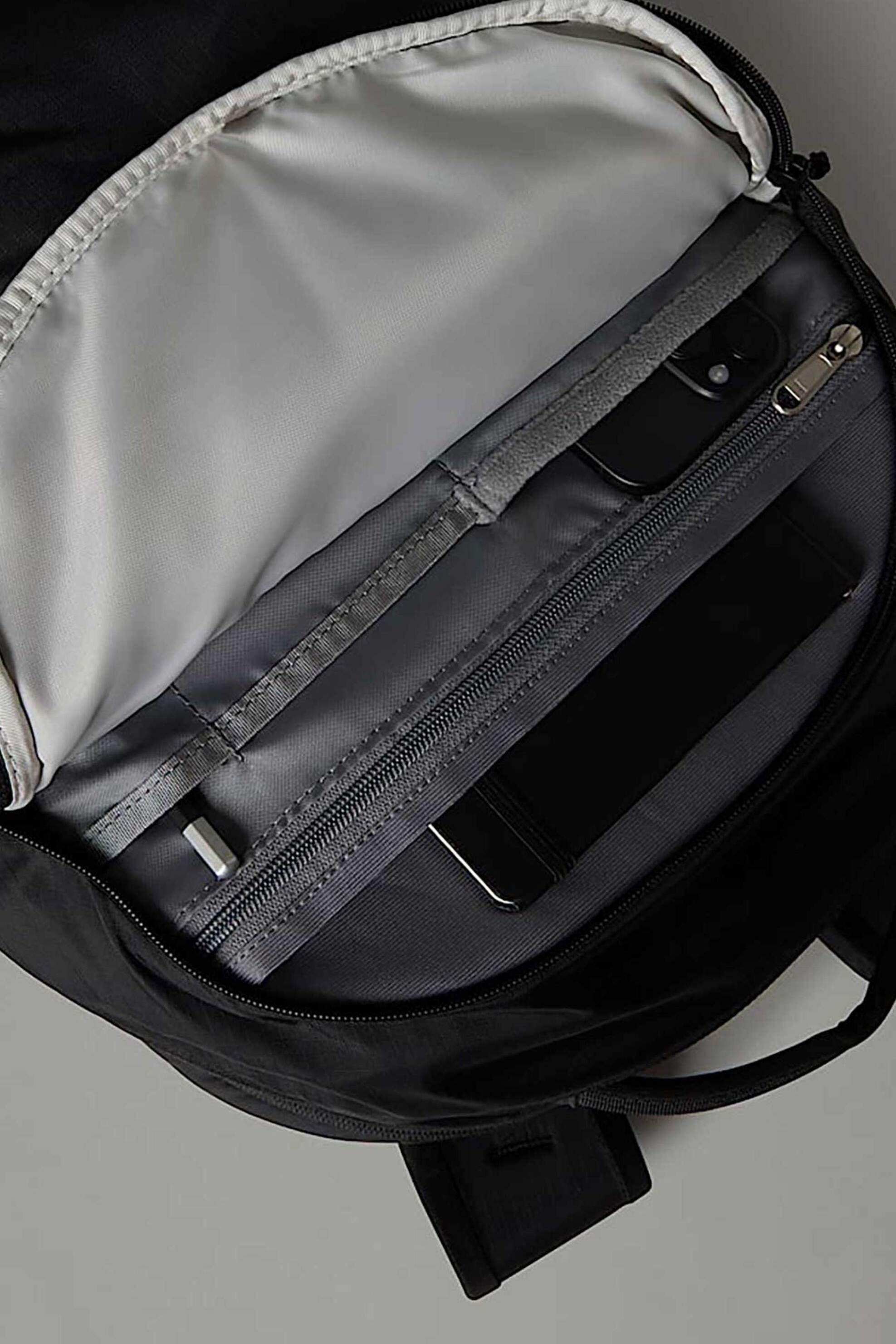 The North Face unisex backpack με εξωτερικές τσέπες "Router" - NF0A52SF4HF1 Μαύρο φωτογραφία