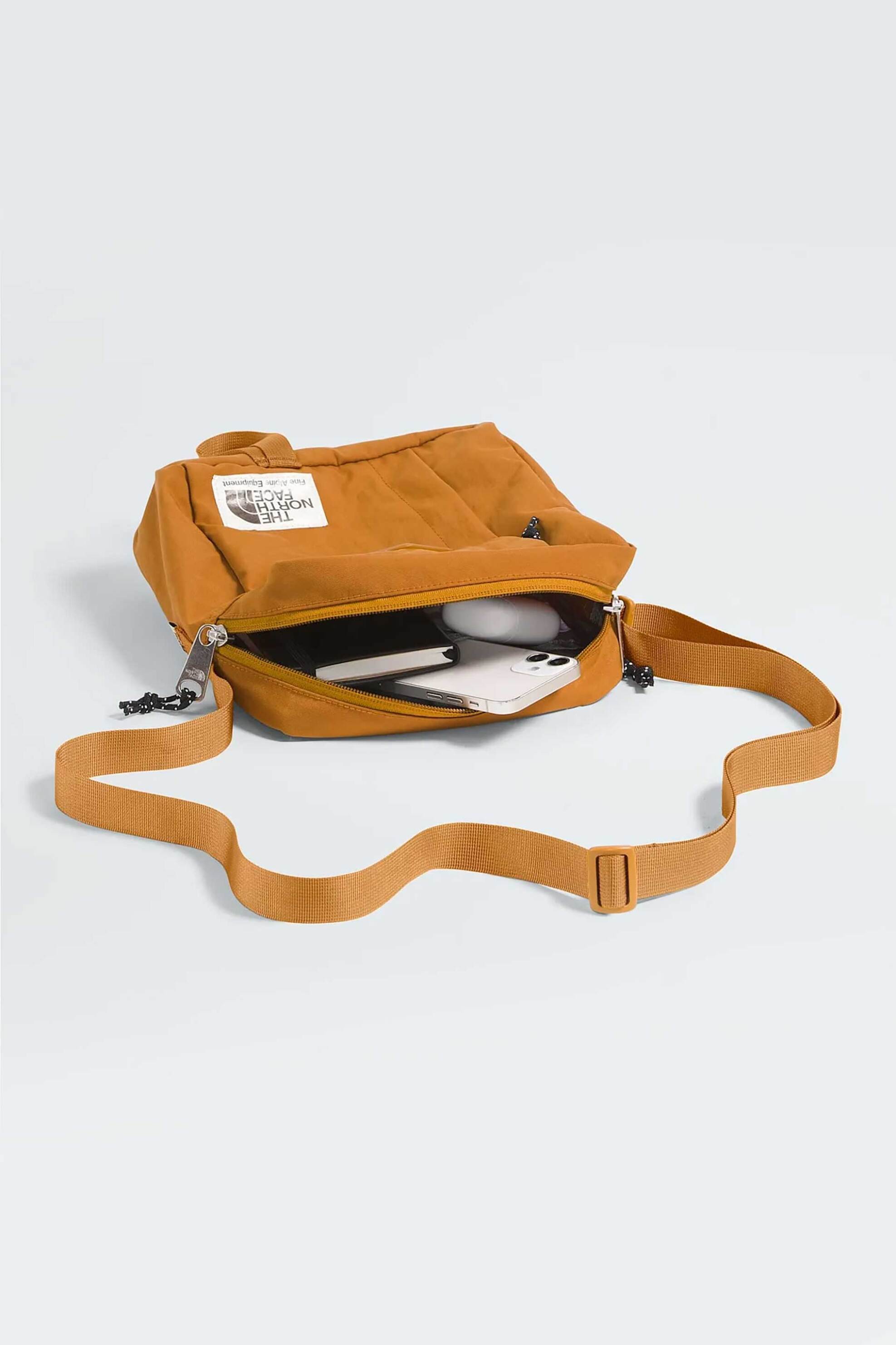 The North Face ανδρικό τσαντάκι crossbody αδιάβροχο με logo patch ''Berkeley'' - NF0A52VTHFQ1 Μουσταρδί φωτογραφία